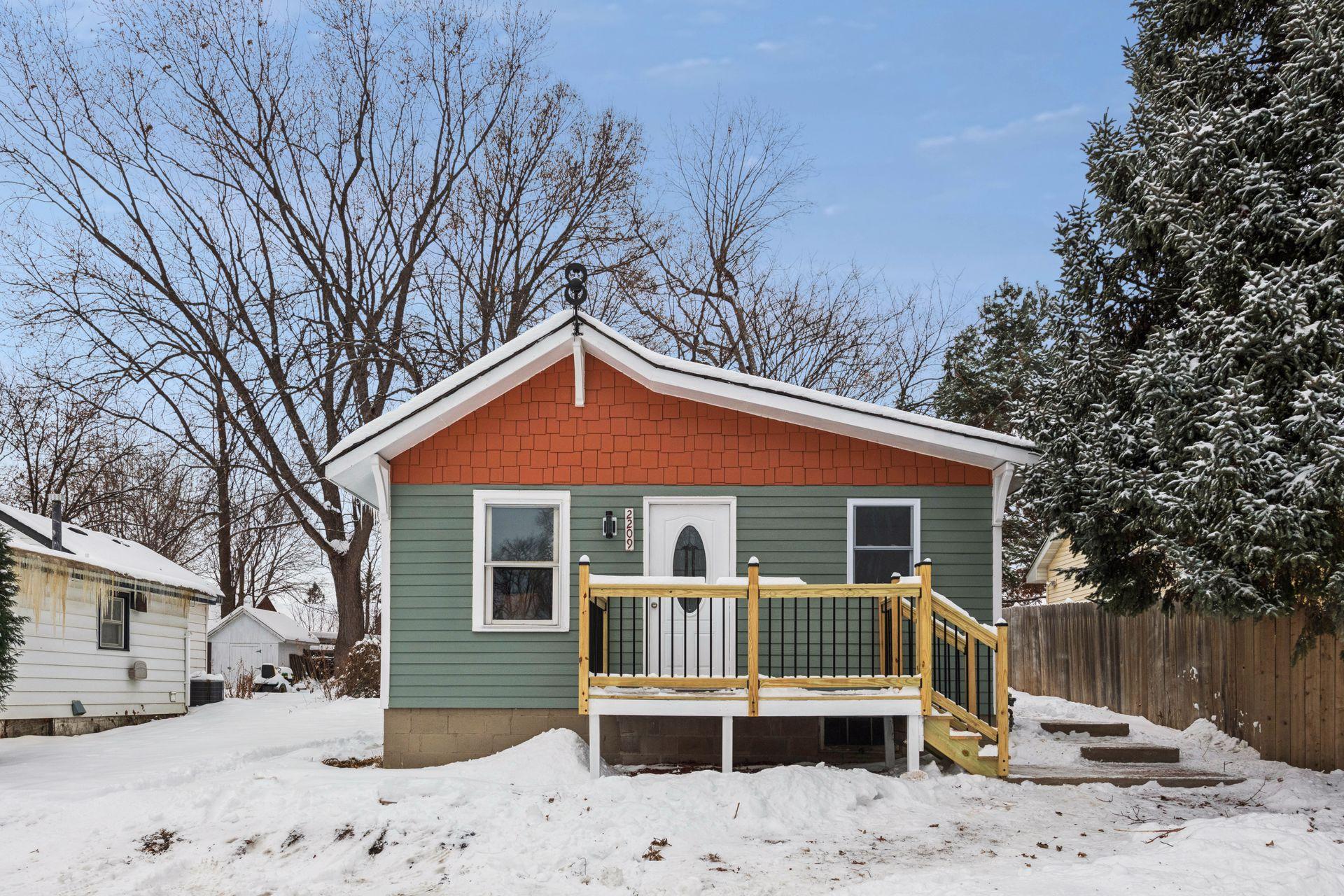 2209 Chateau Lane