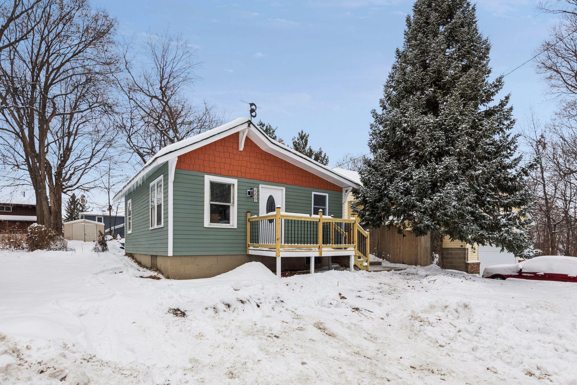 2209 Chateau Lane