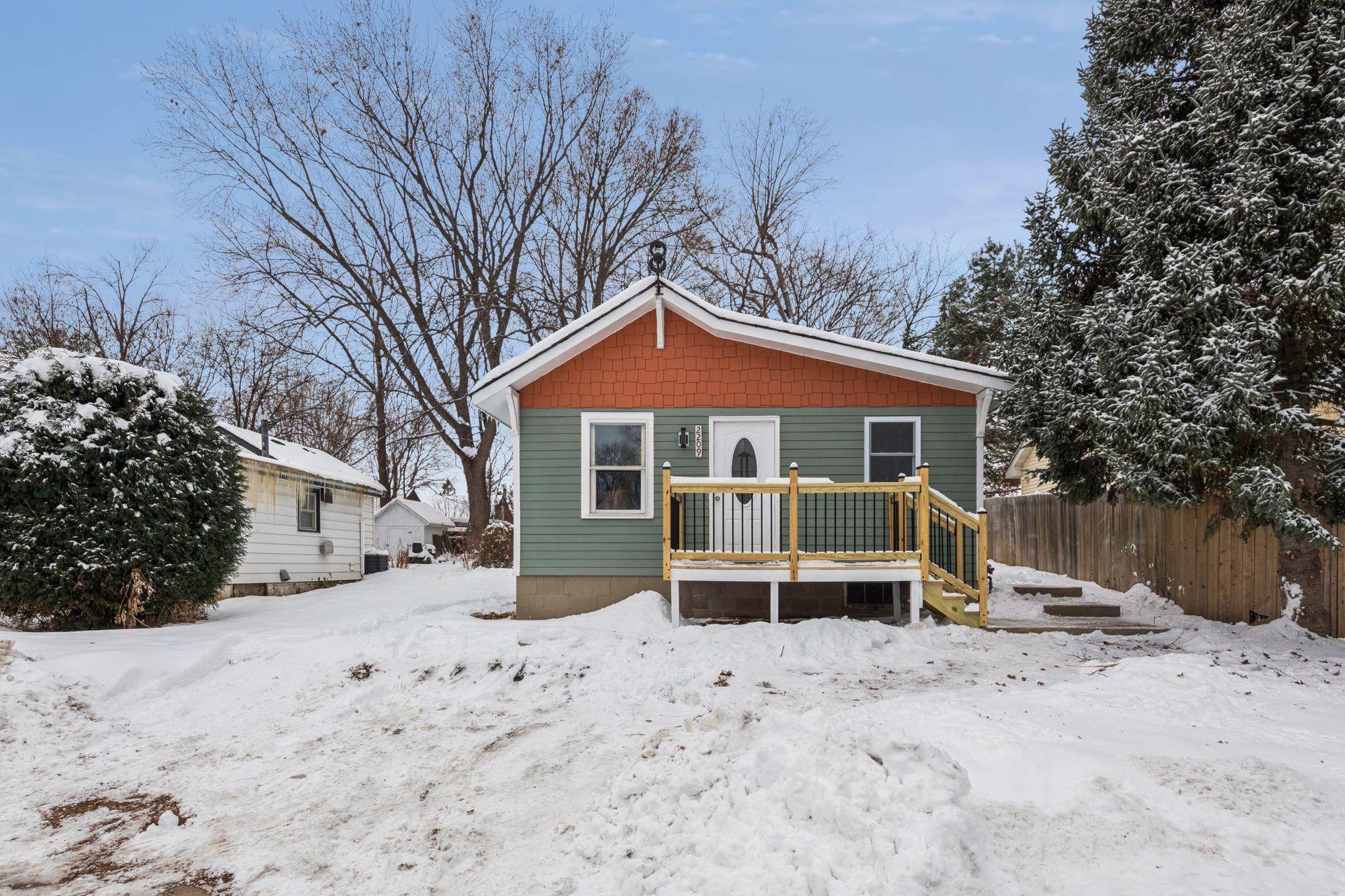 2209 Chateau Lane