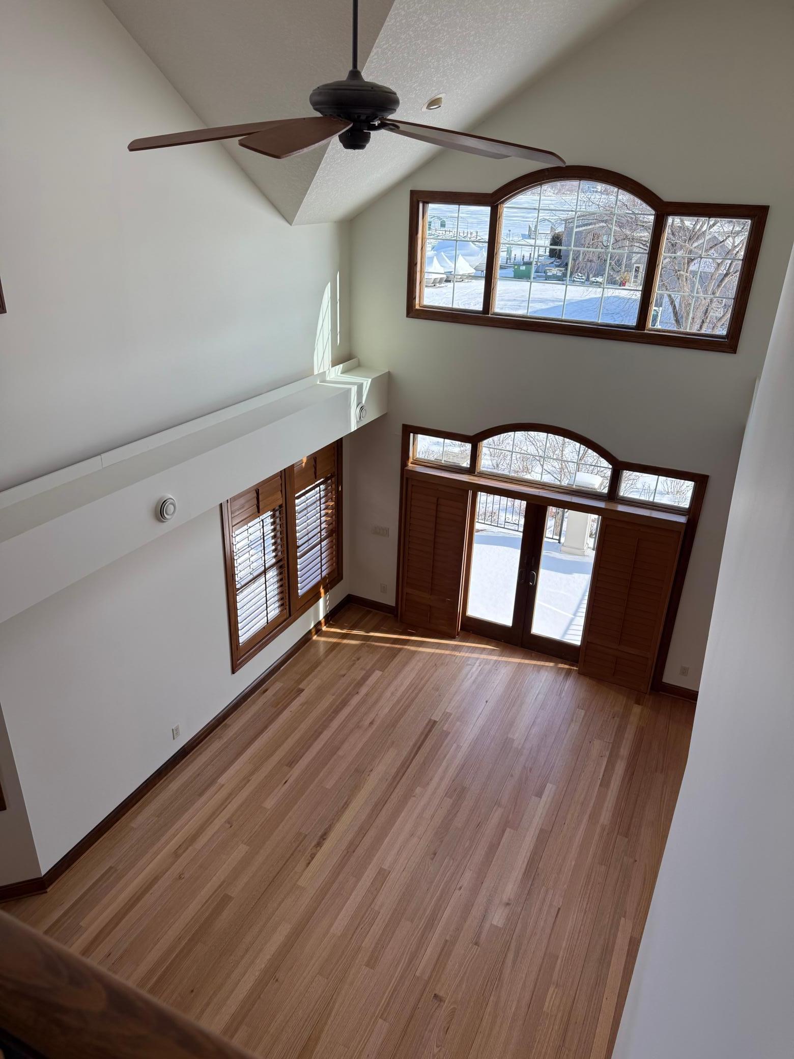 21957 Minnetonka Boulevard Unit: 15