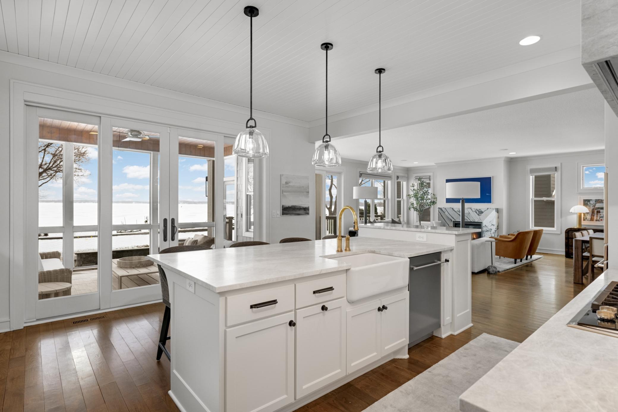2412 Lafayette Road