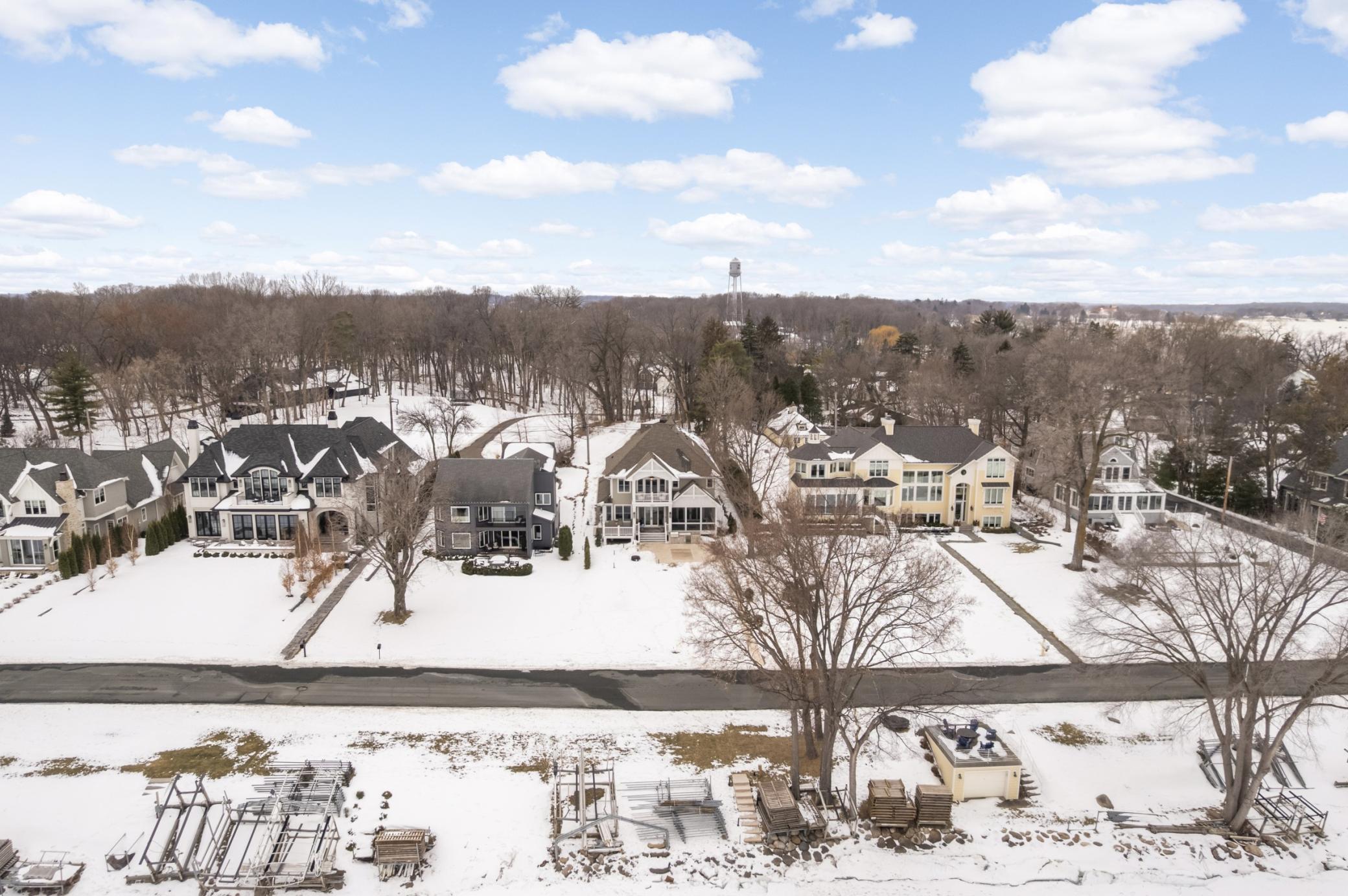 2412 Lafayette Road
