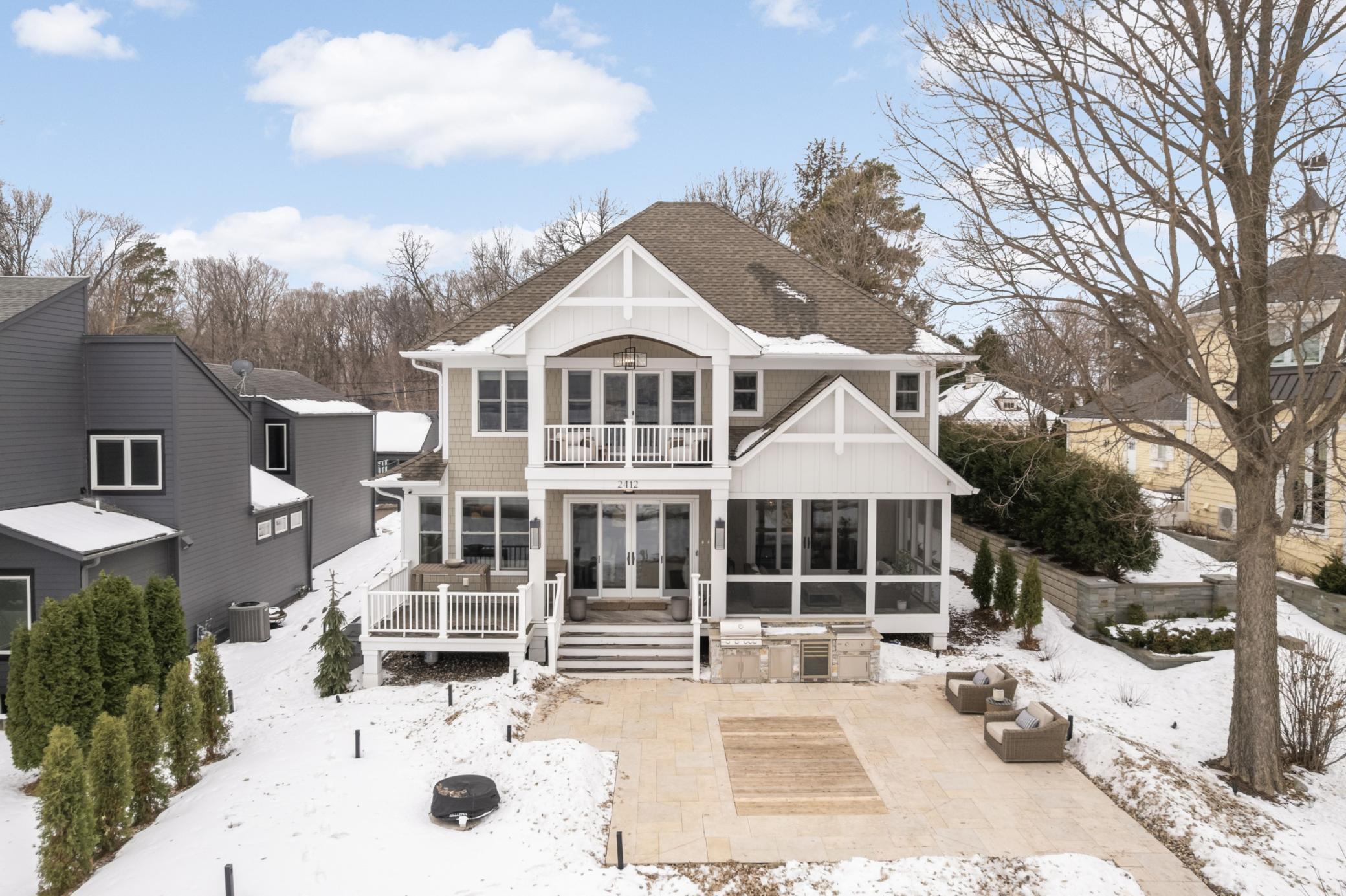 2412 Lafayette Road