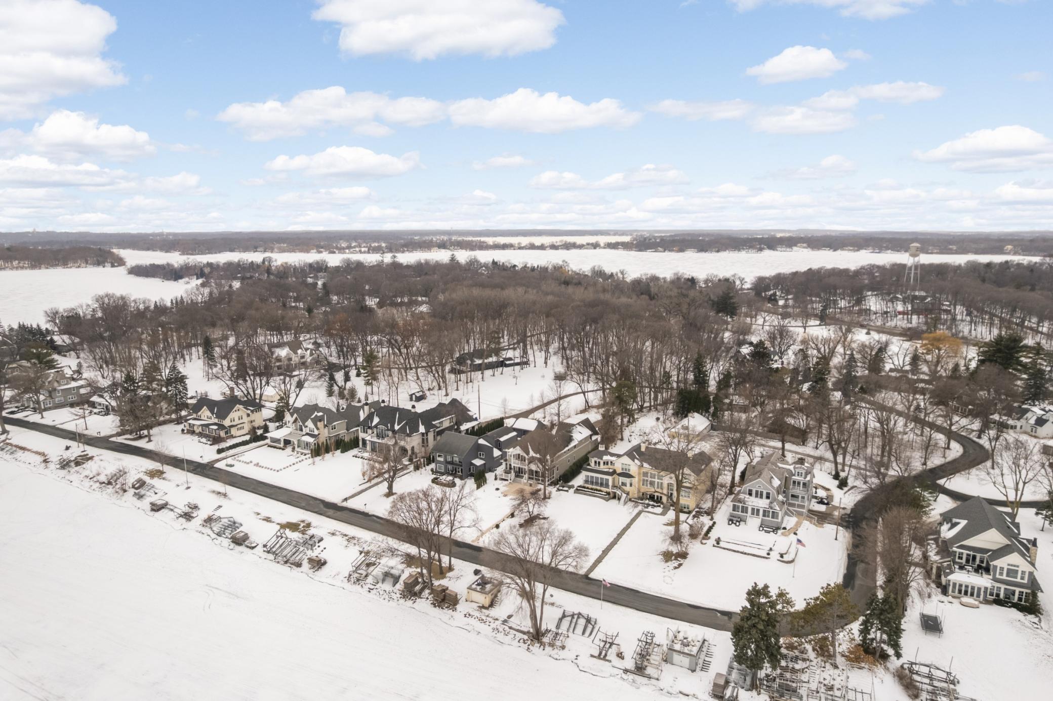 2412 Lafayette Road