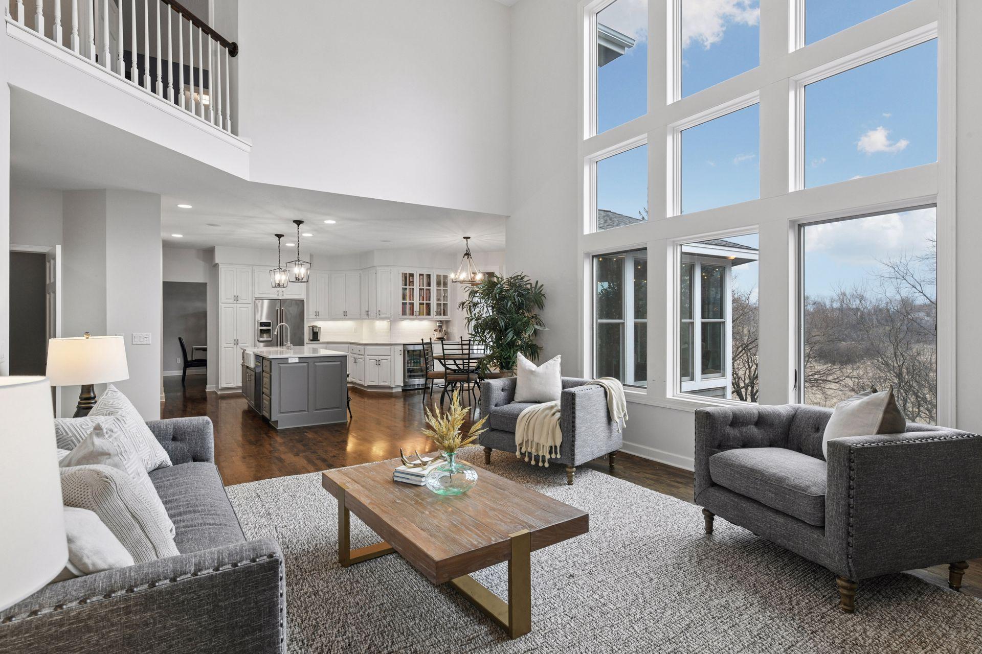 7424 Moccasin Trail