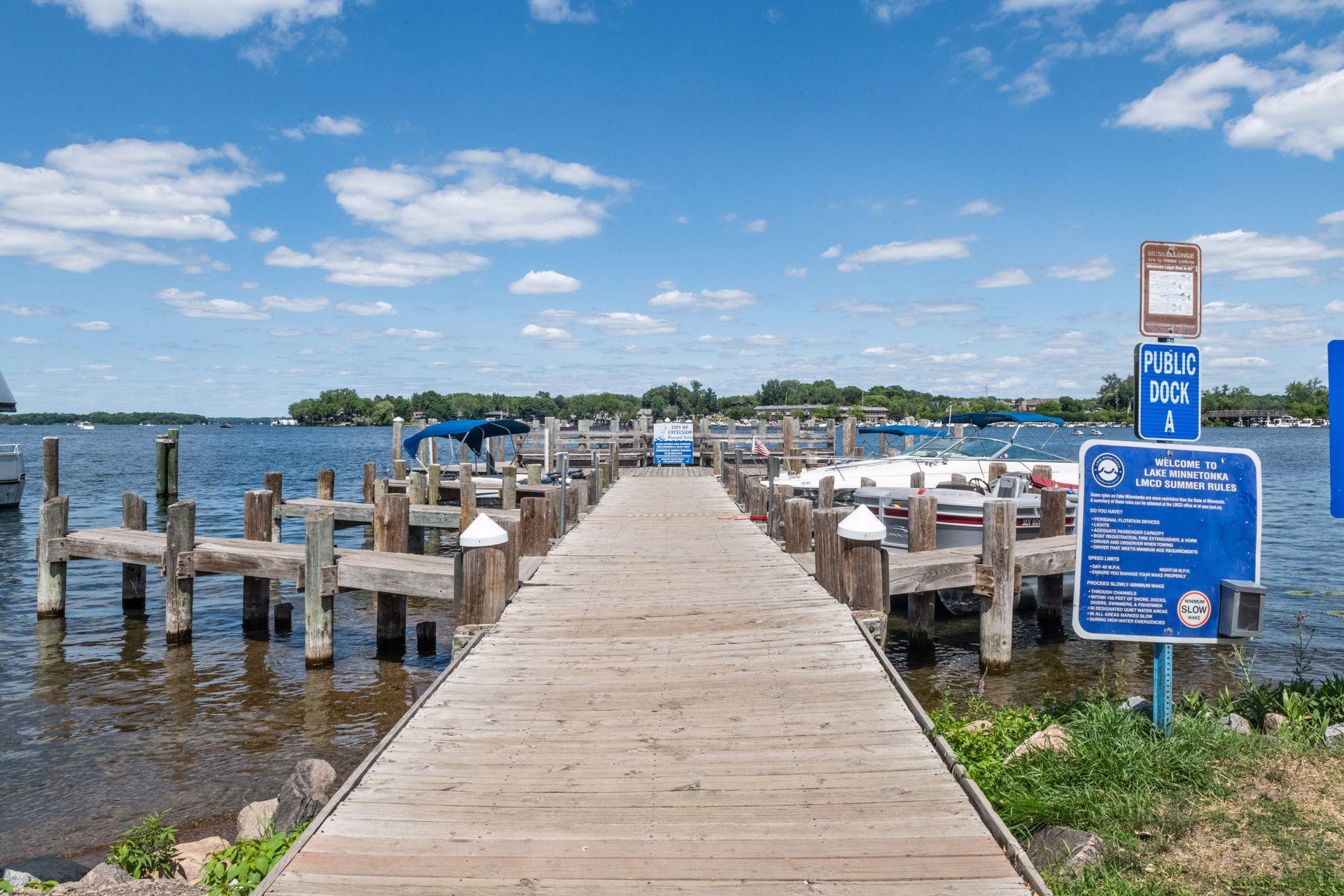 7424 Moccasin Trail