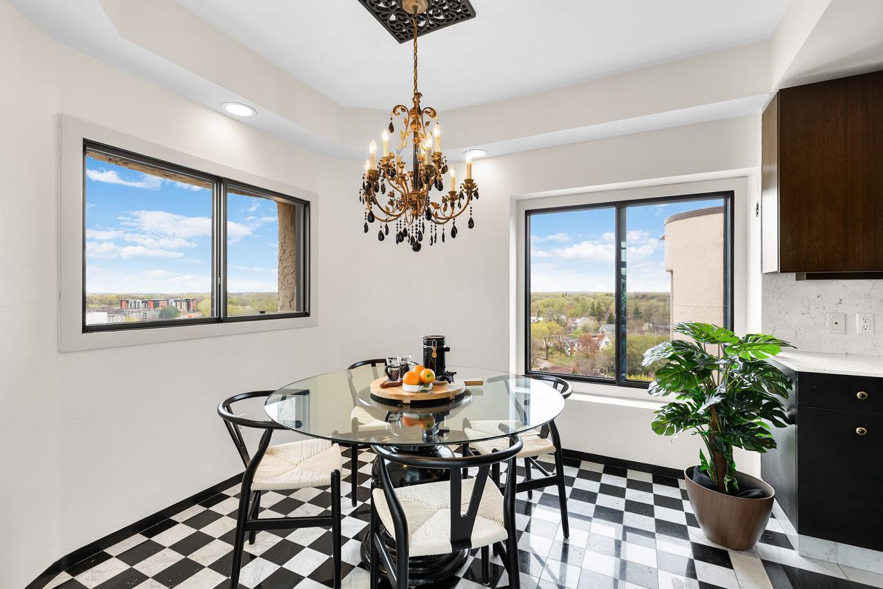 3145 Dean Court Unit: 1100