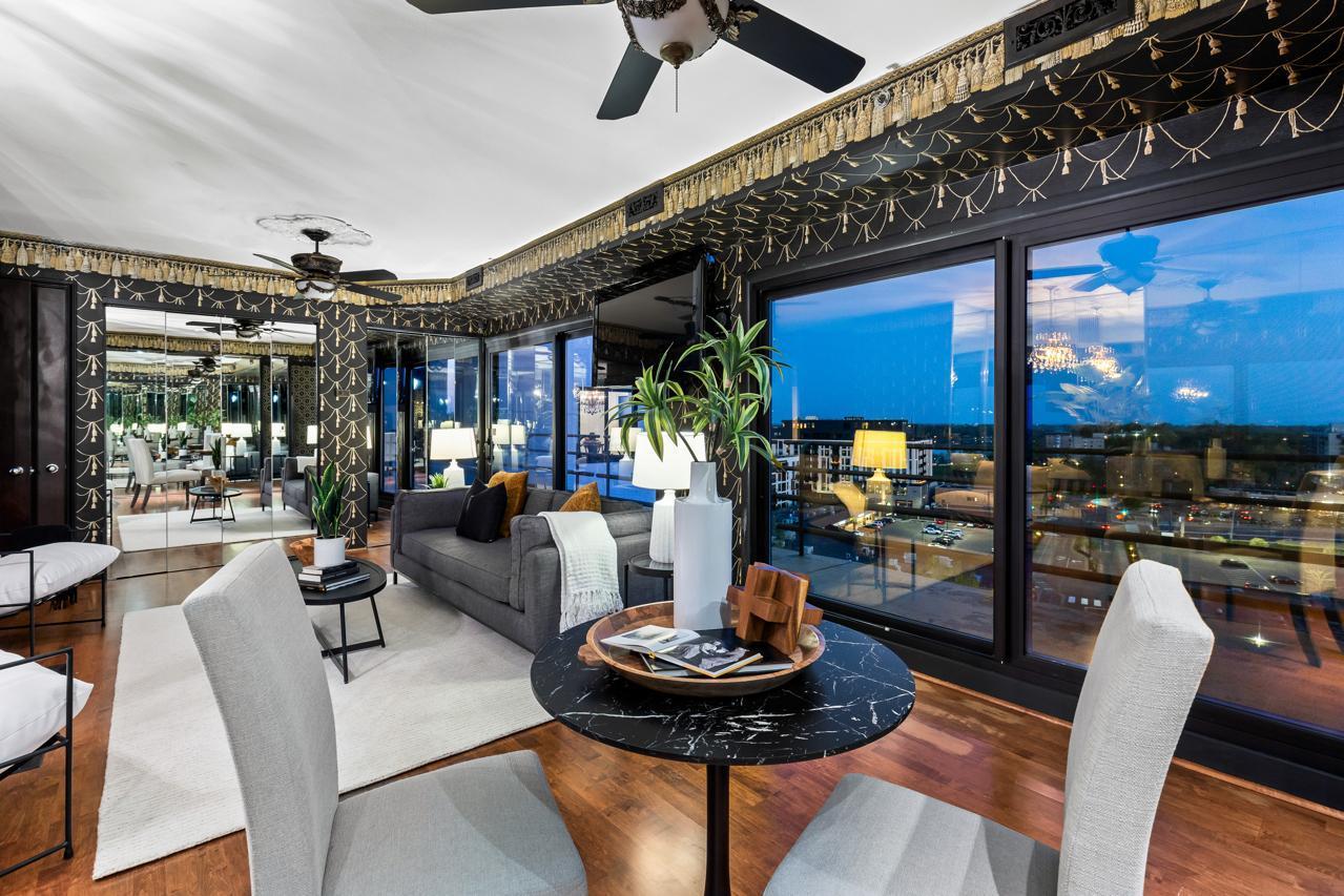 3145 Dean Court Unit: 1100