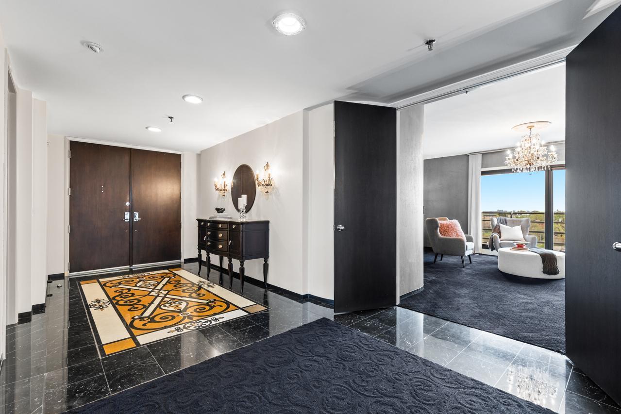 3145 Dean Court Unit: 1100