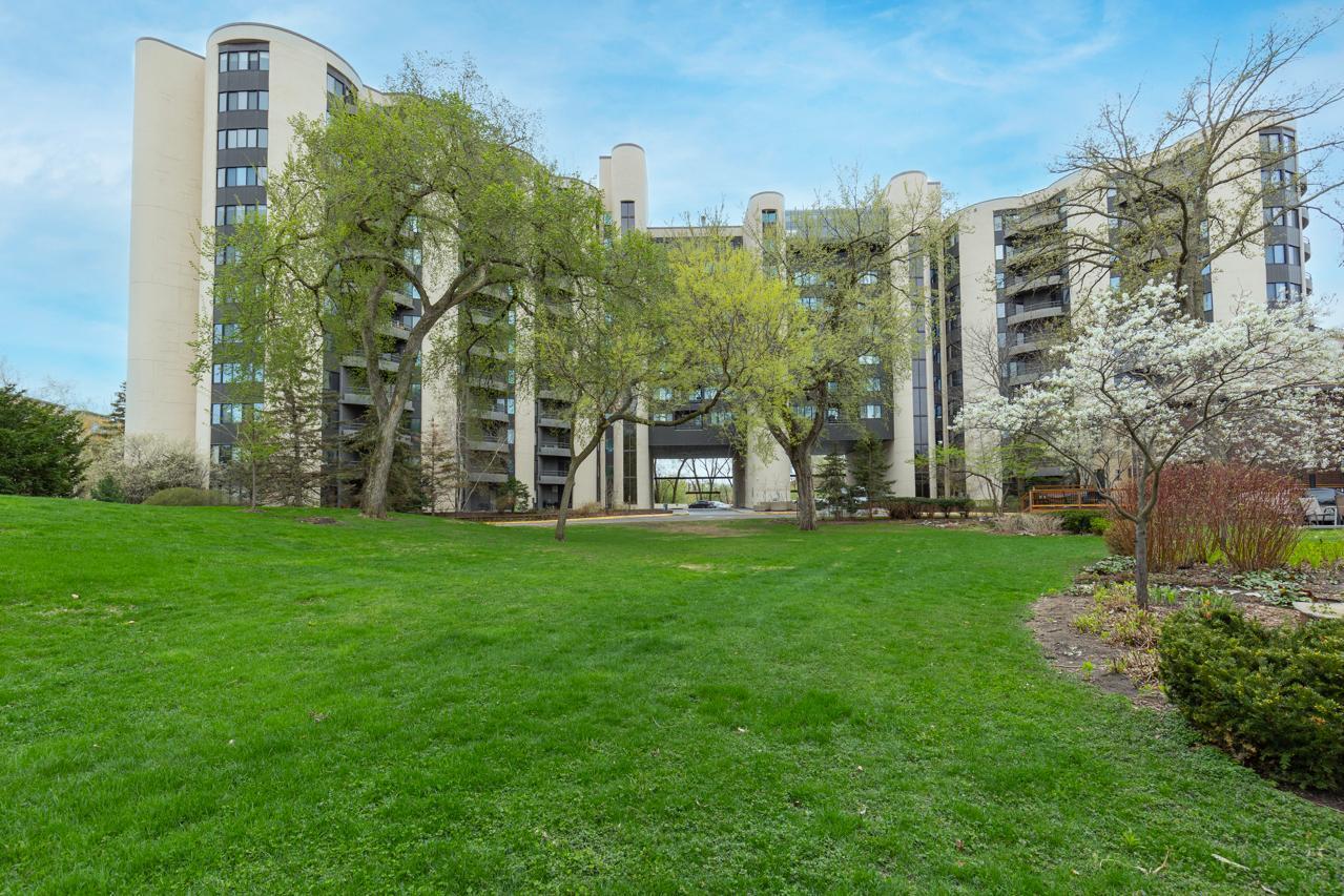 3145 Dean Court Unit: 1100