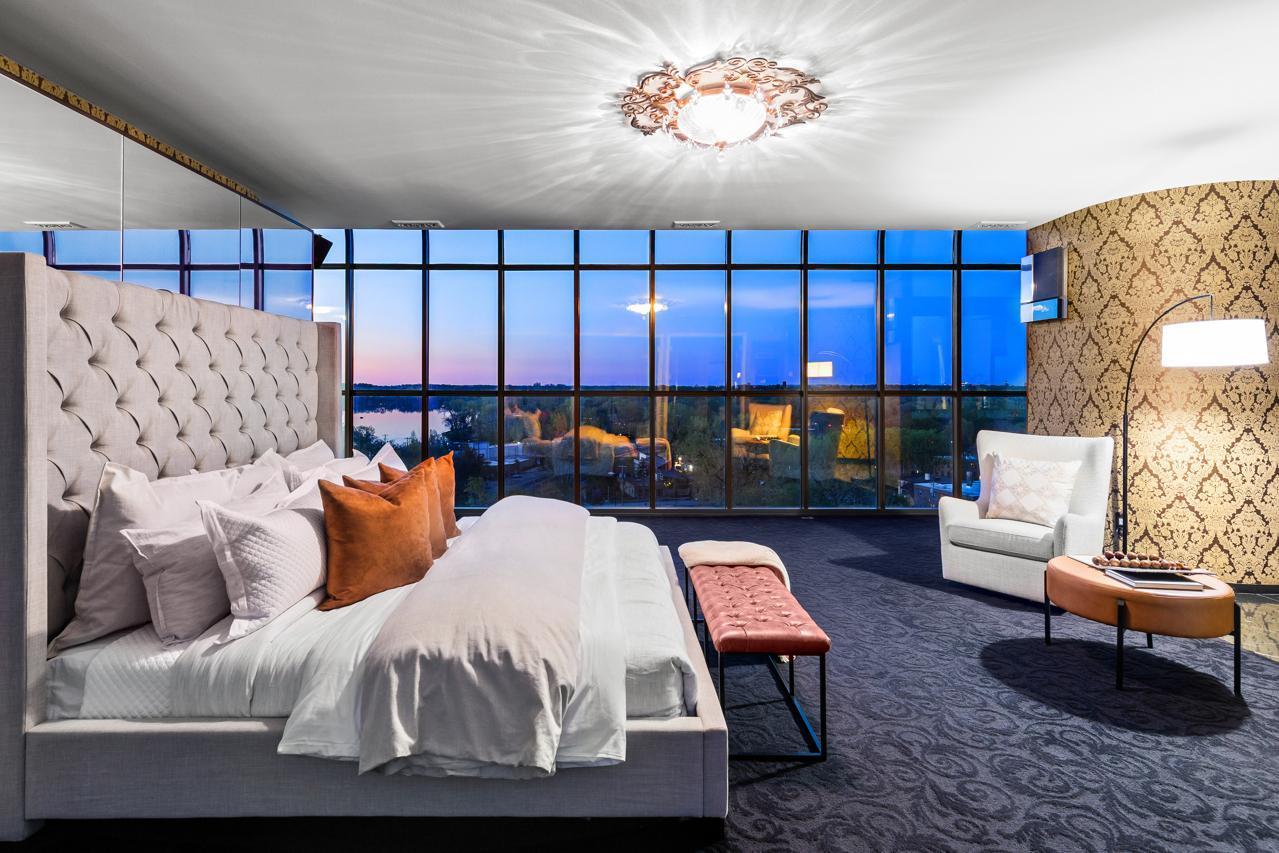 3145 Dean Court Unit: 1100