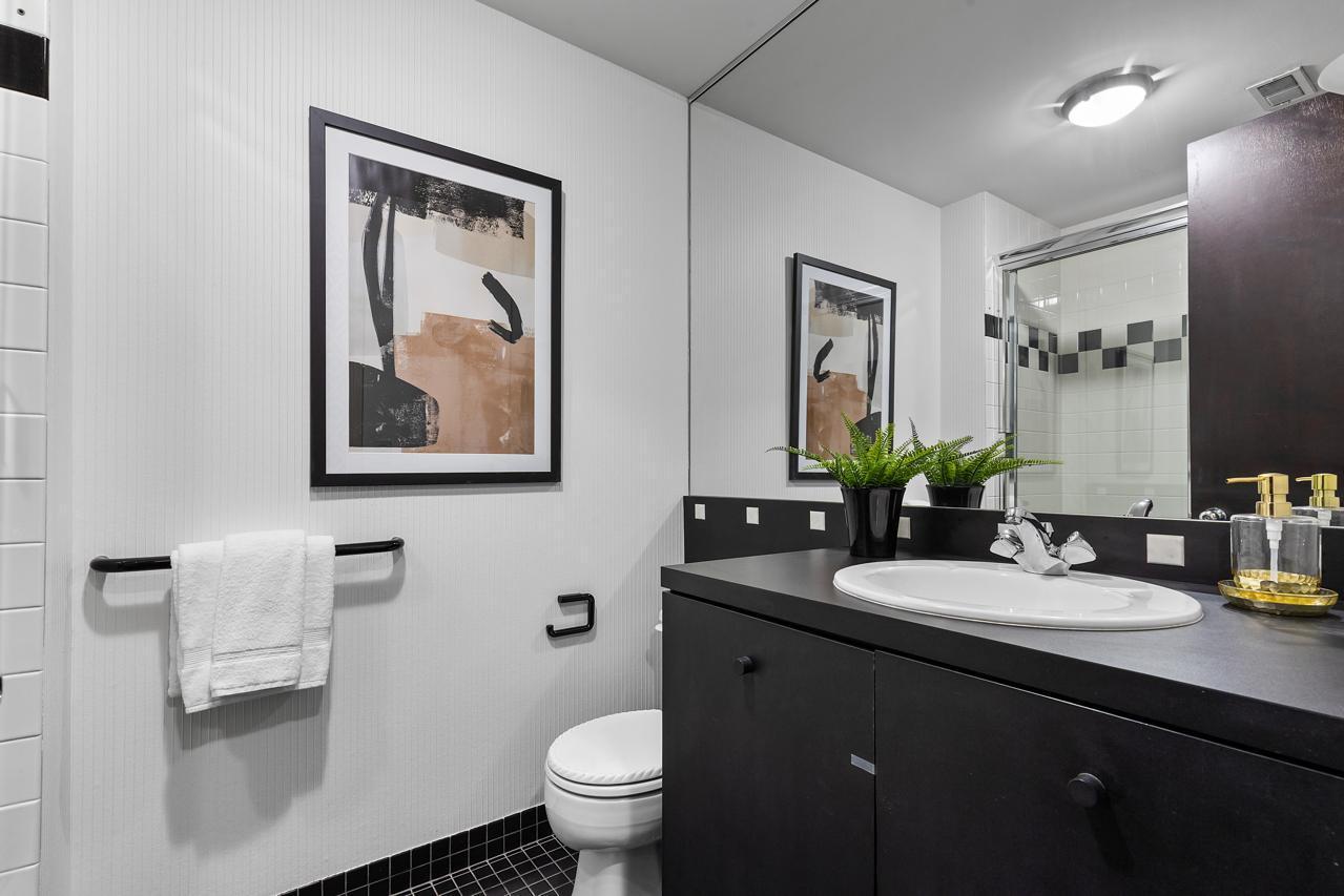 3145 Dean Court Unit: 1100