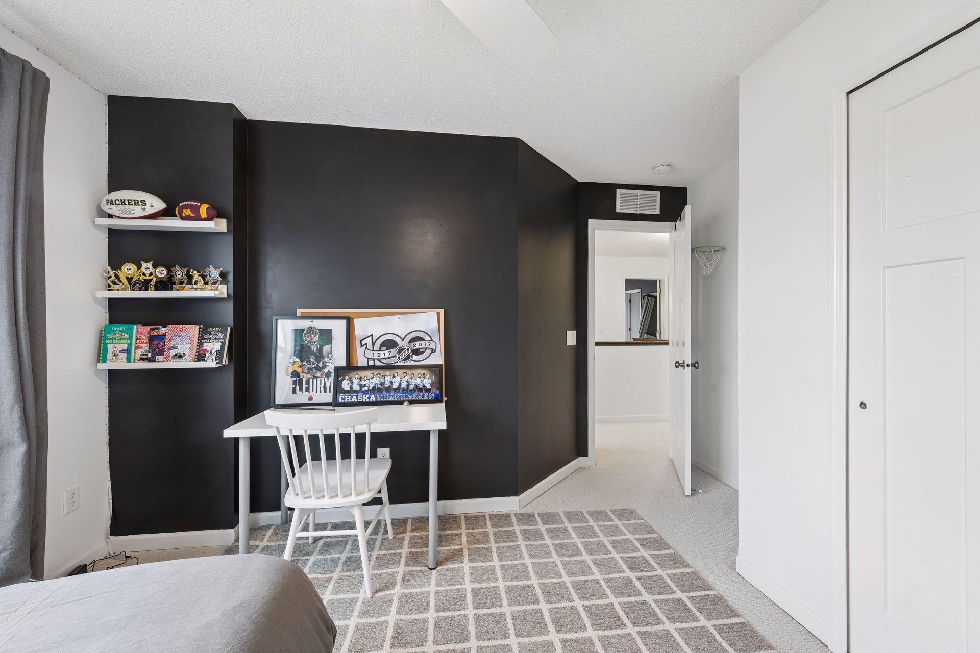 2430 Lacy Lane