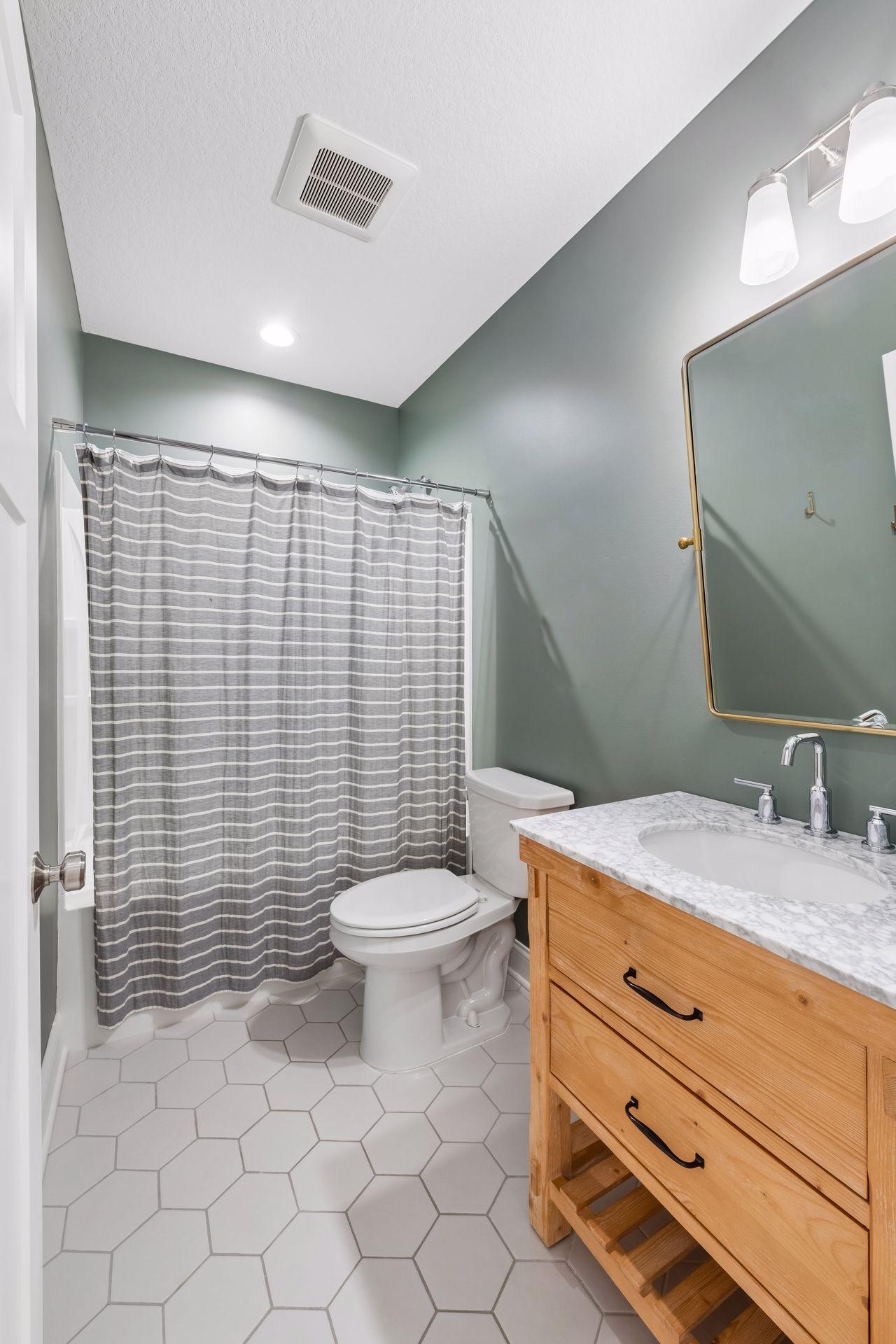 2430 Lacy Lane