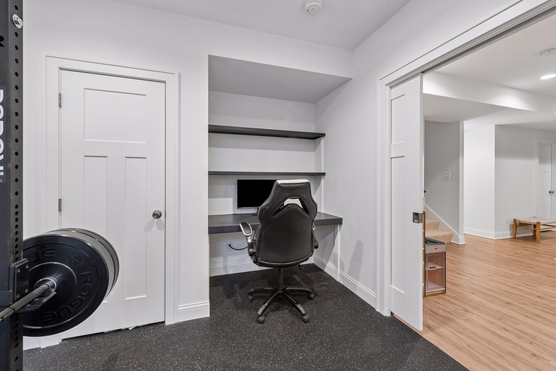 2430 Lacy Lane