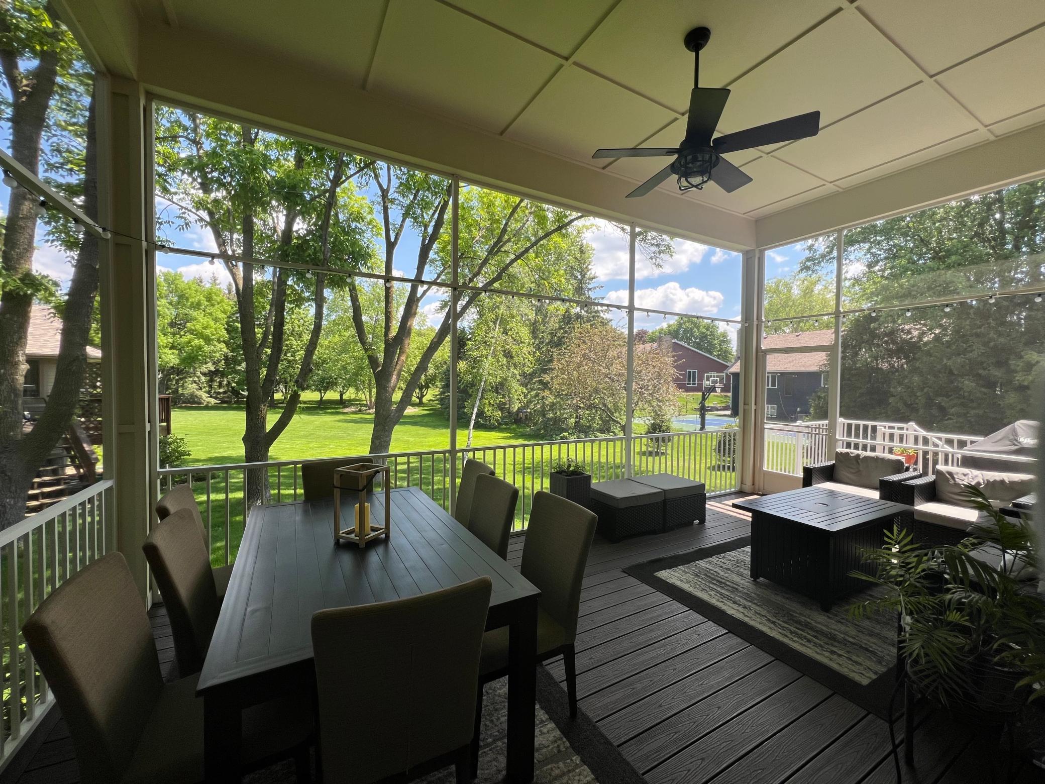 4250 Kingsview Lane N