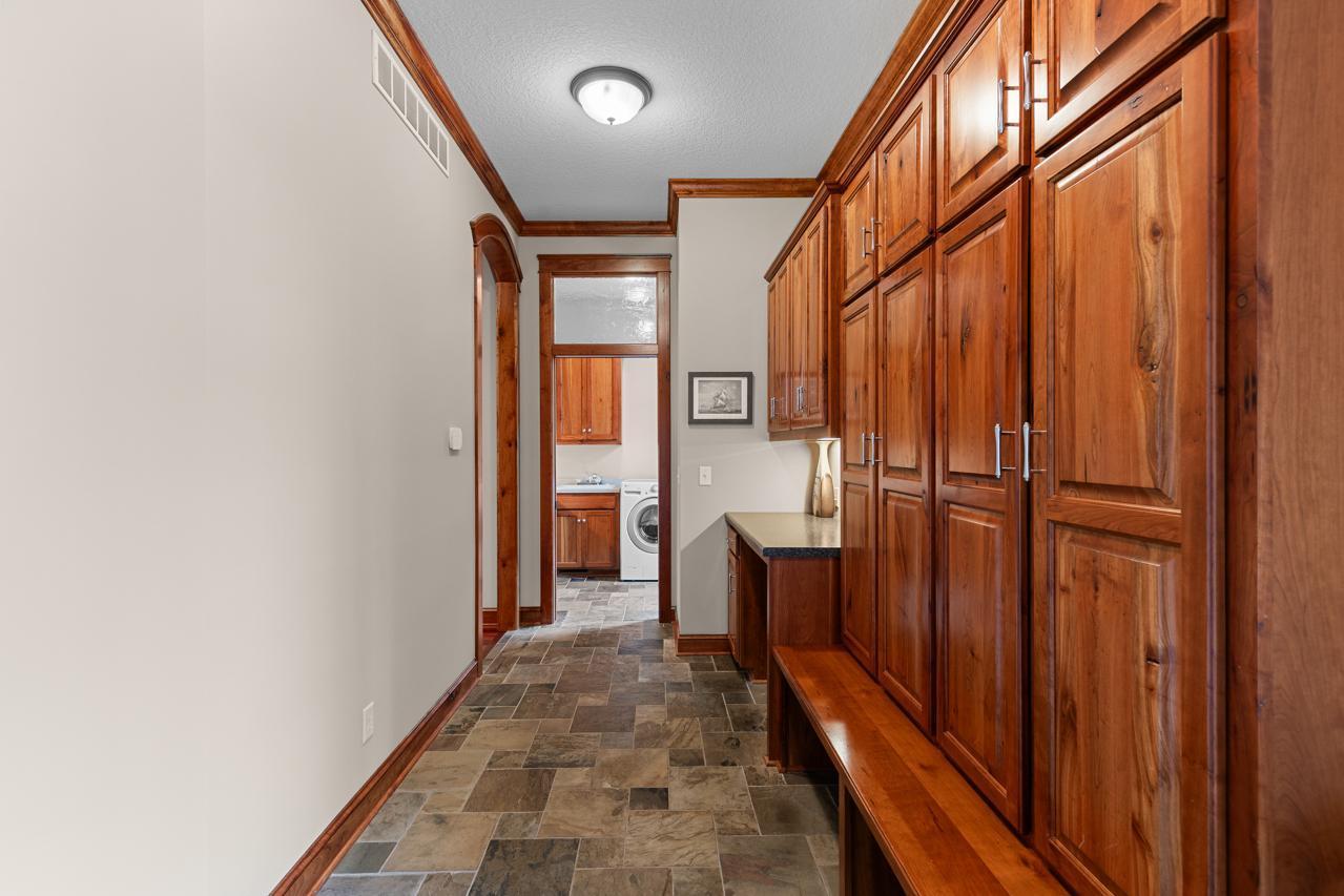 27665 Virginia Cove