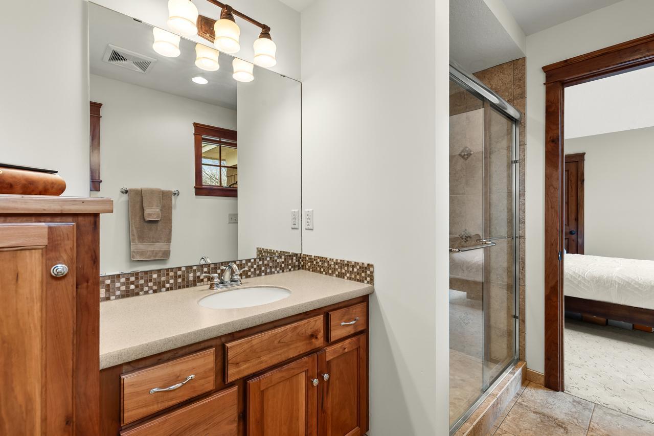 27665 Virginia Cove
