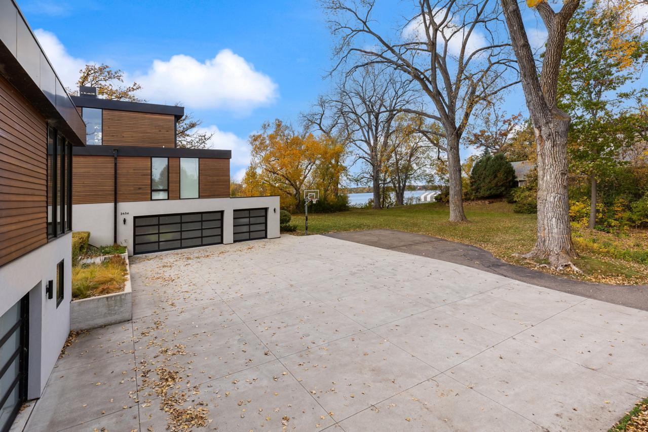2634 Crosby Road
