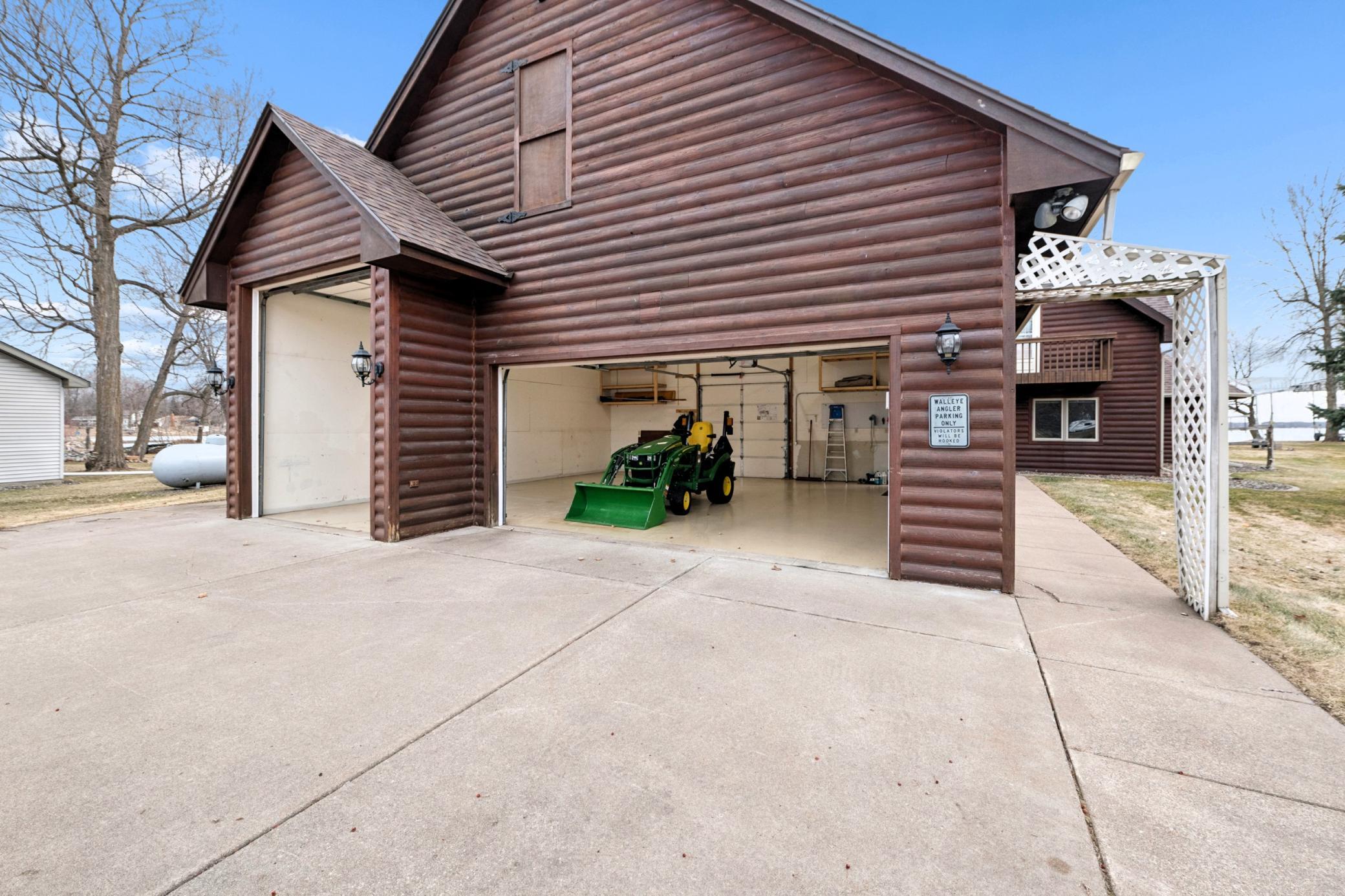 46302 Port Royal Road