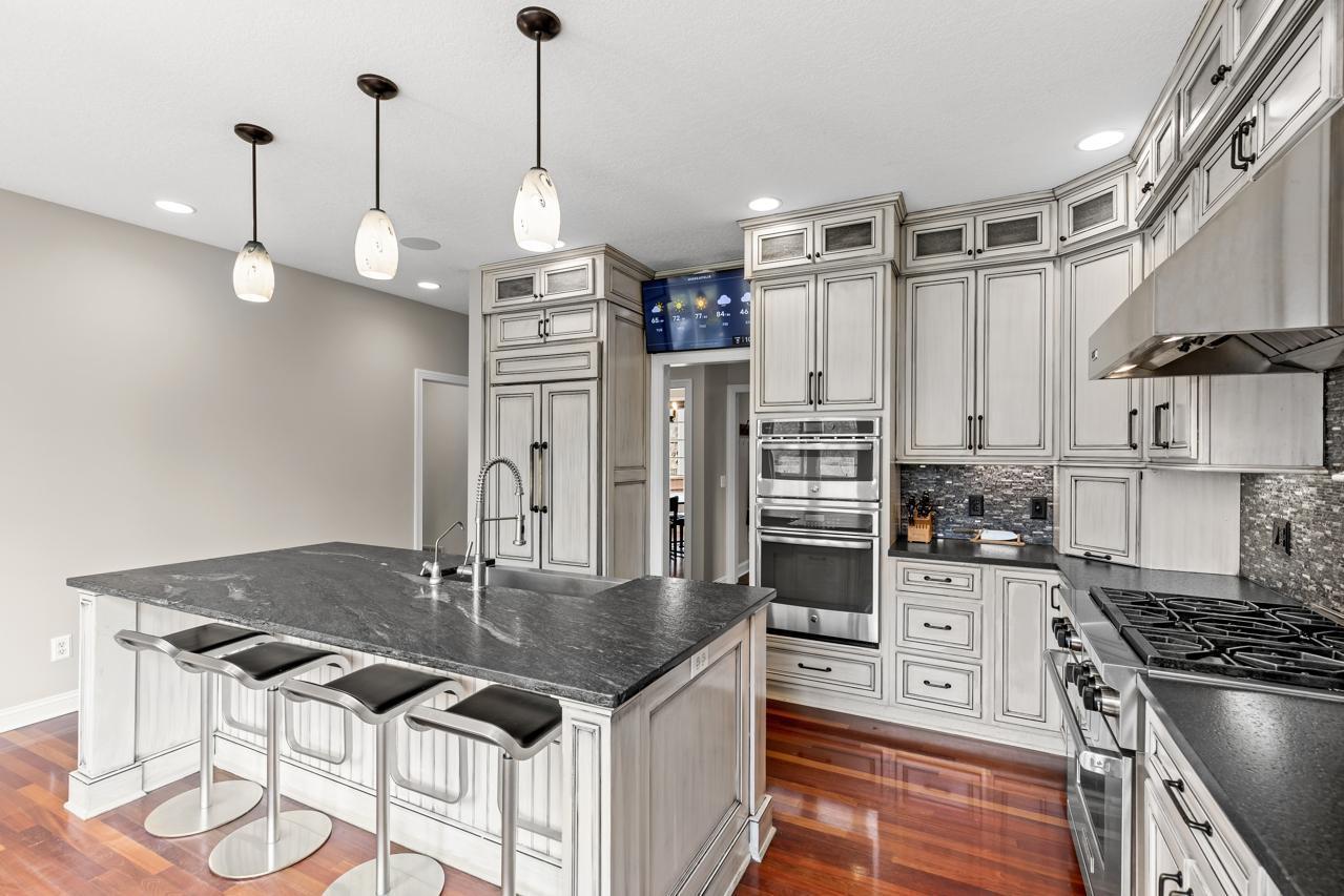 4251 Manor Court Road