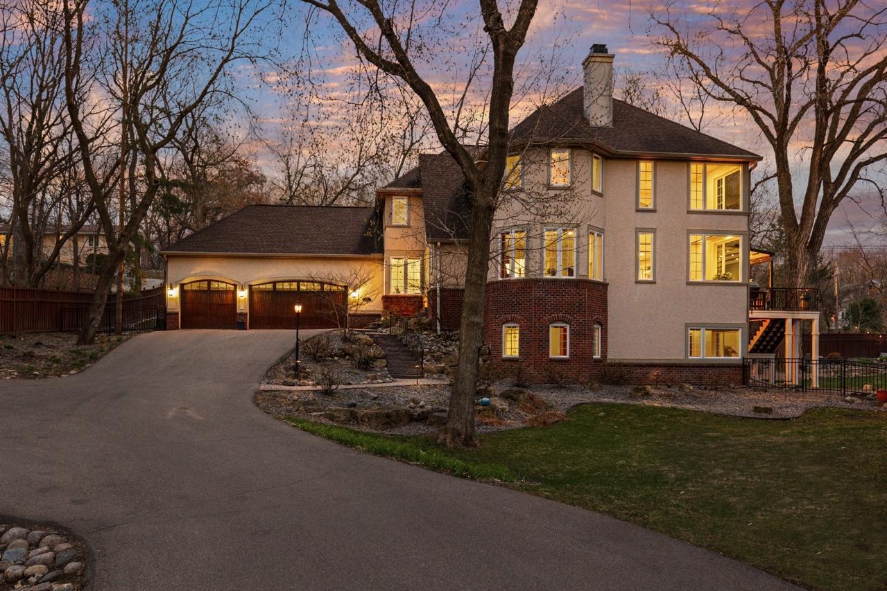 4251 Manor Court Road