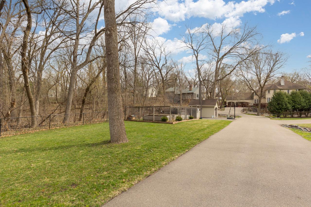 4251 Manor Court Road