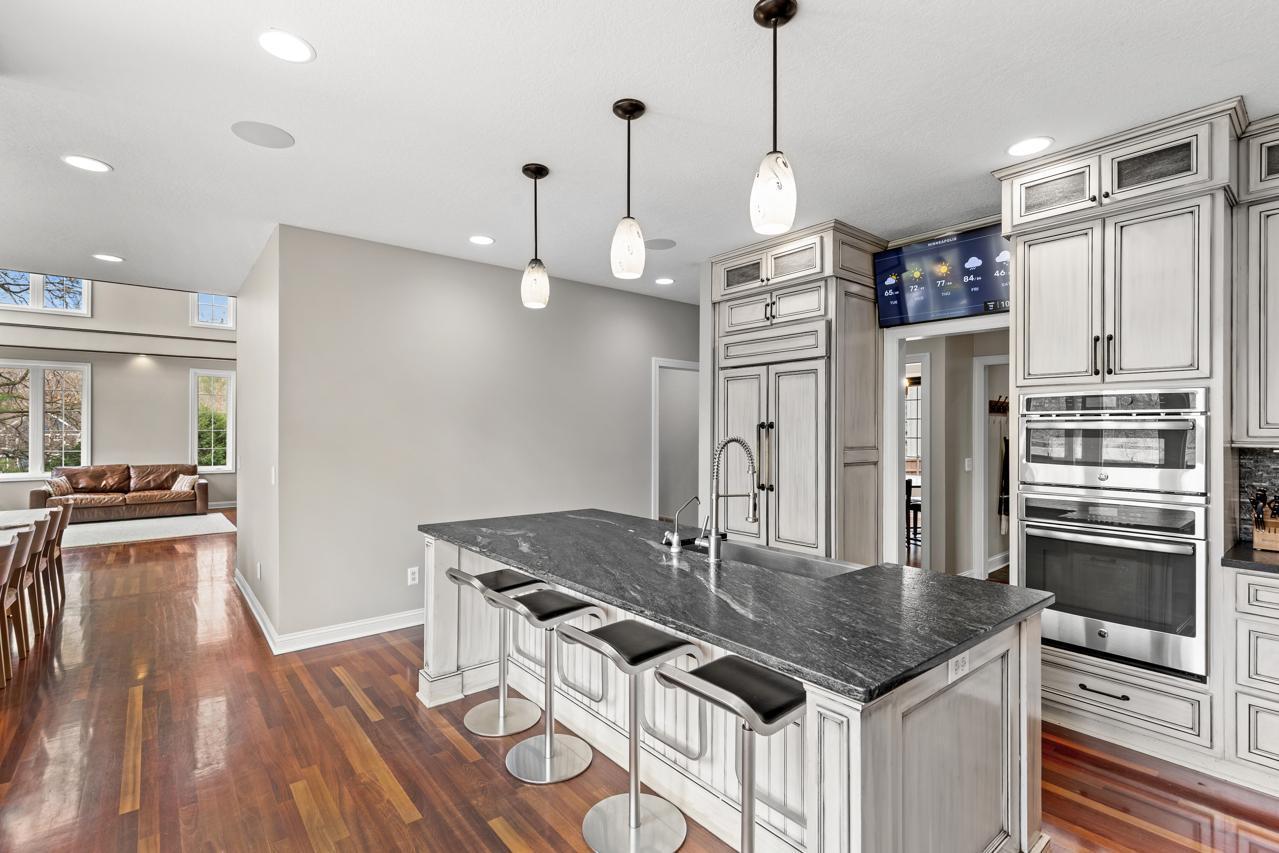 4251 Manor Court Road