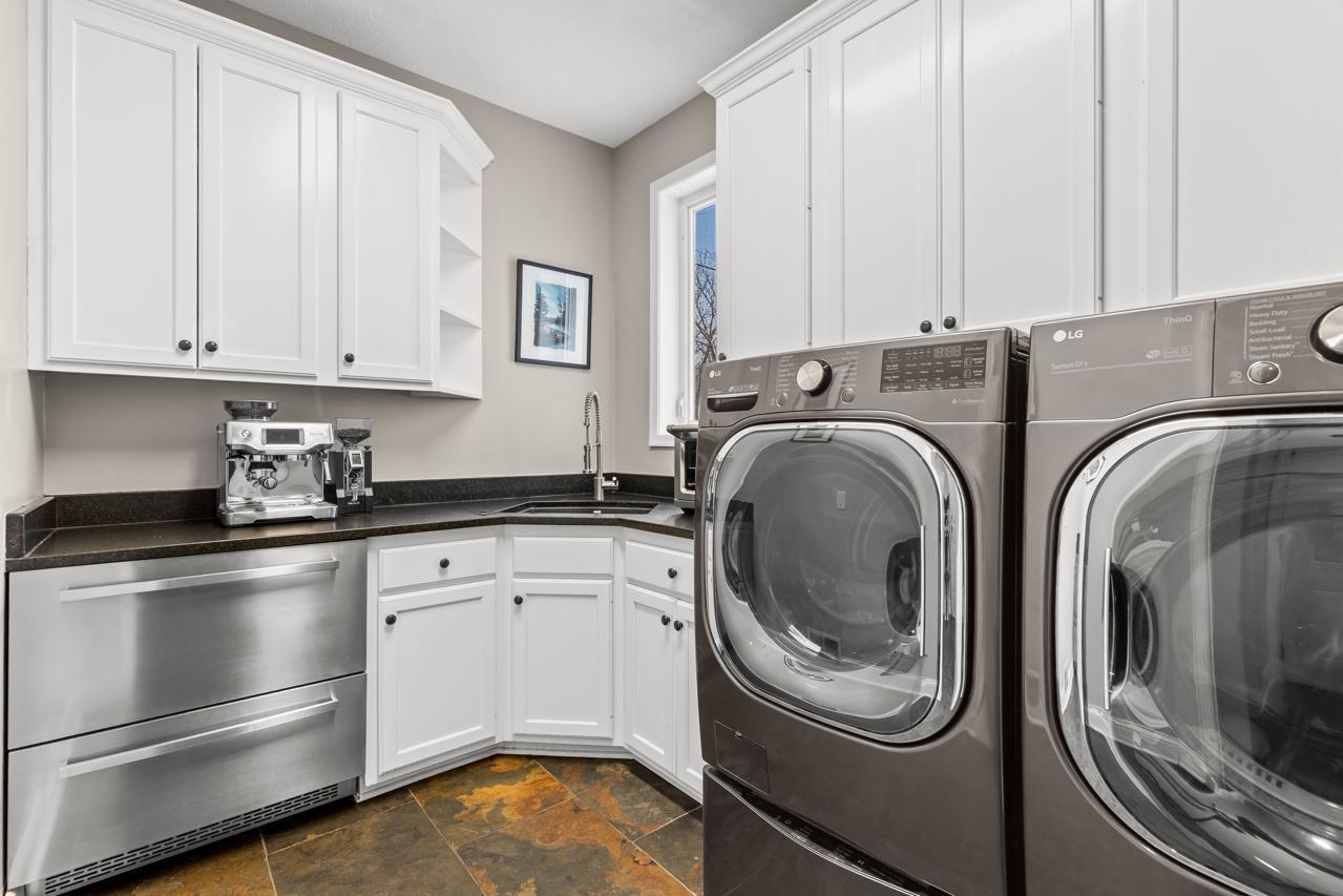 4251 Manor Court Road