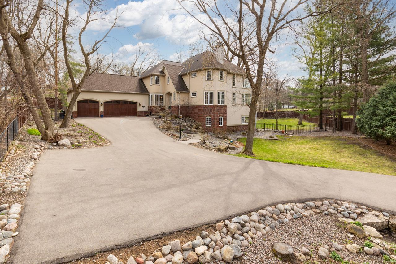 4251 Manor Court Road