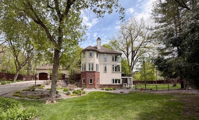 4251 Manor Court Road