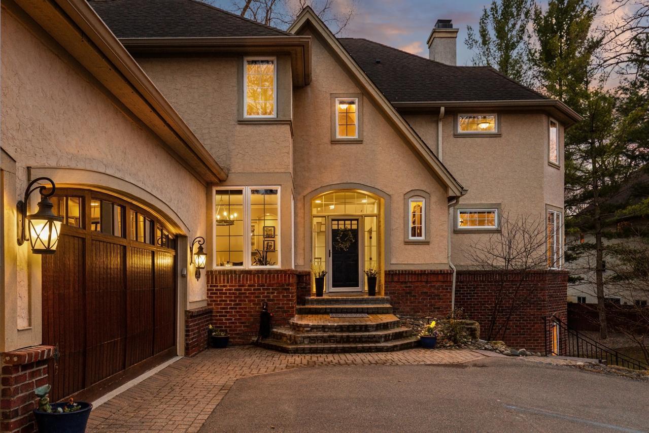 4251 Manor Court Road