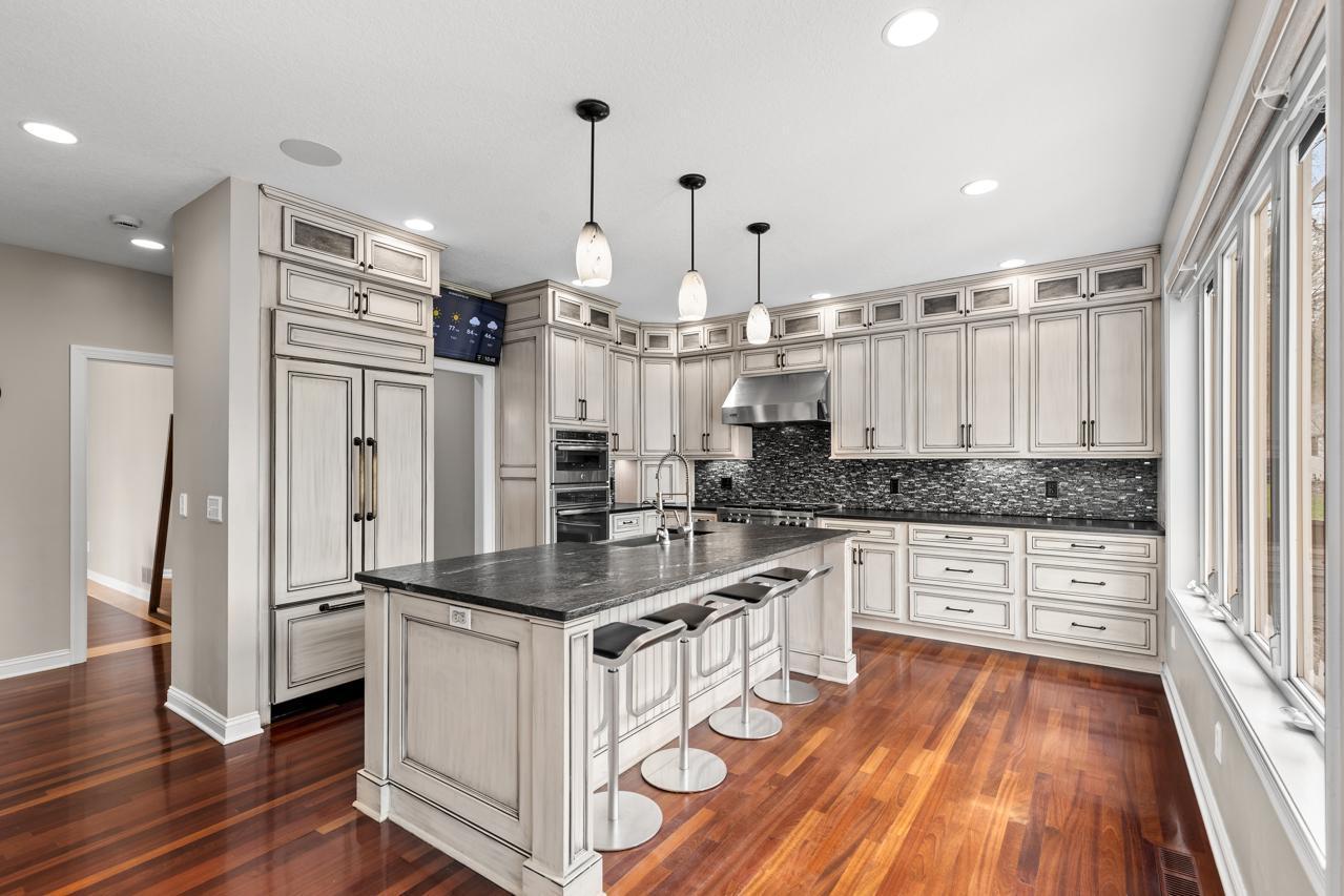 4251 Manor Court Road