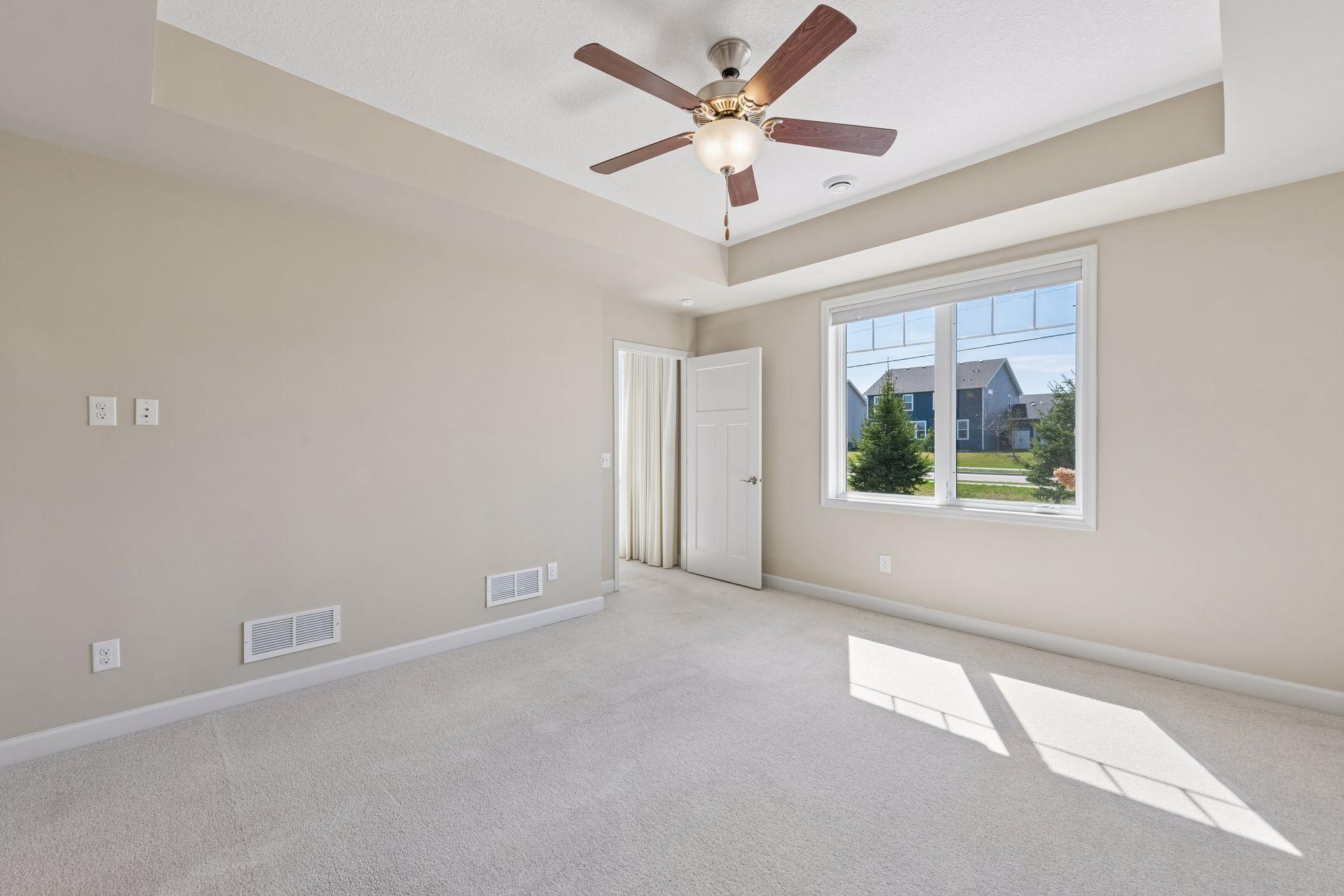 1055 Roselyn Drive