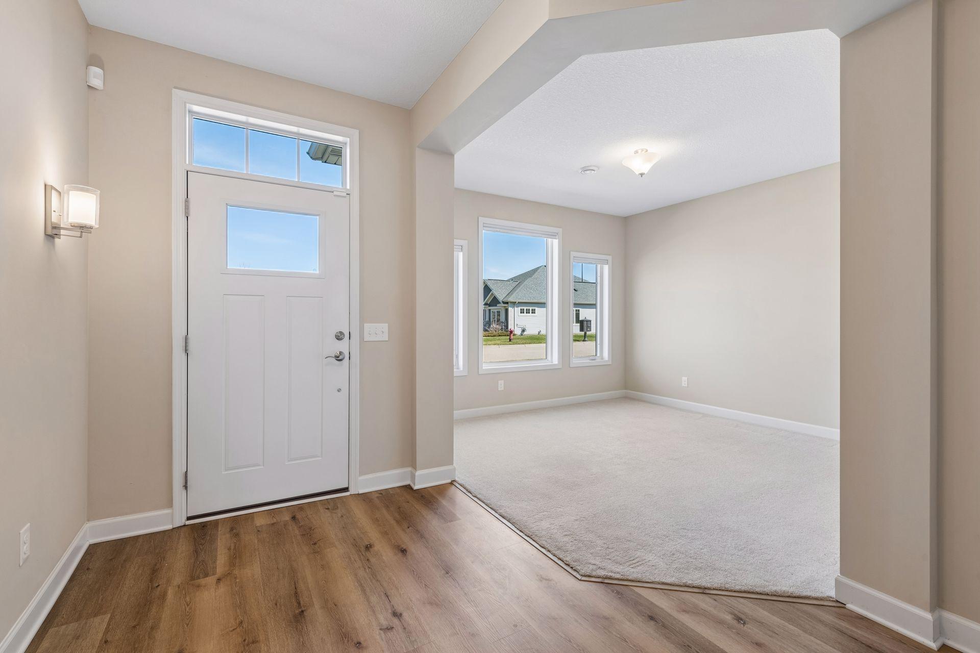 1055 Roselyn Drive