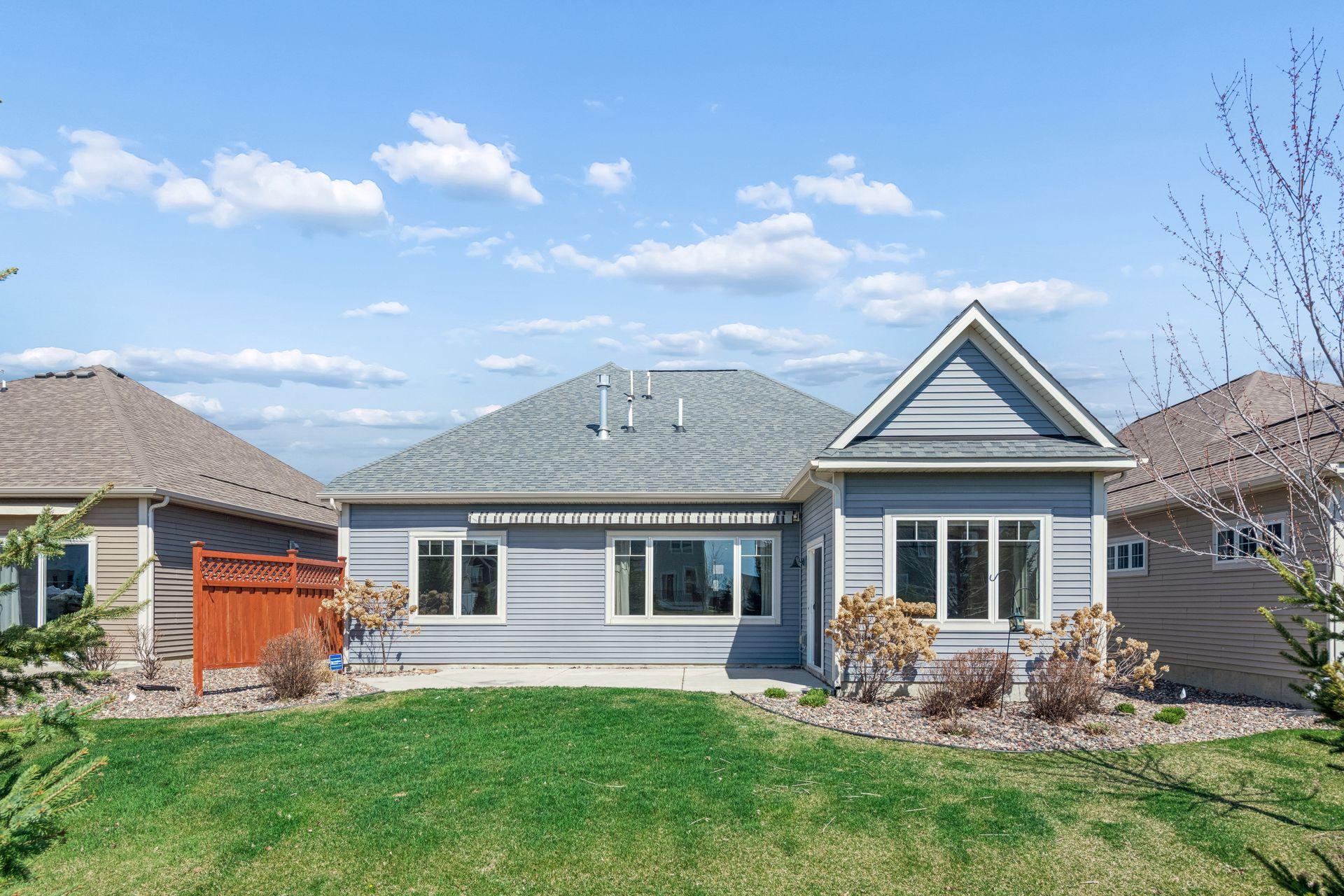 1055 Roselyn Drive