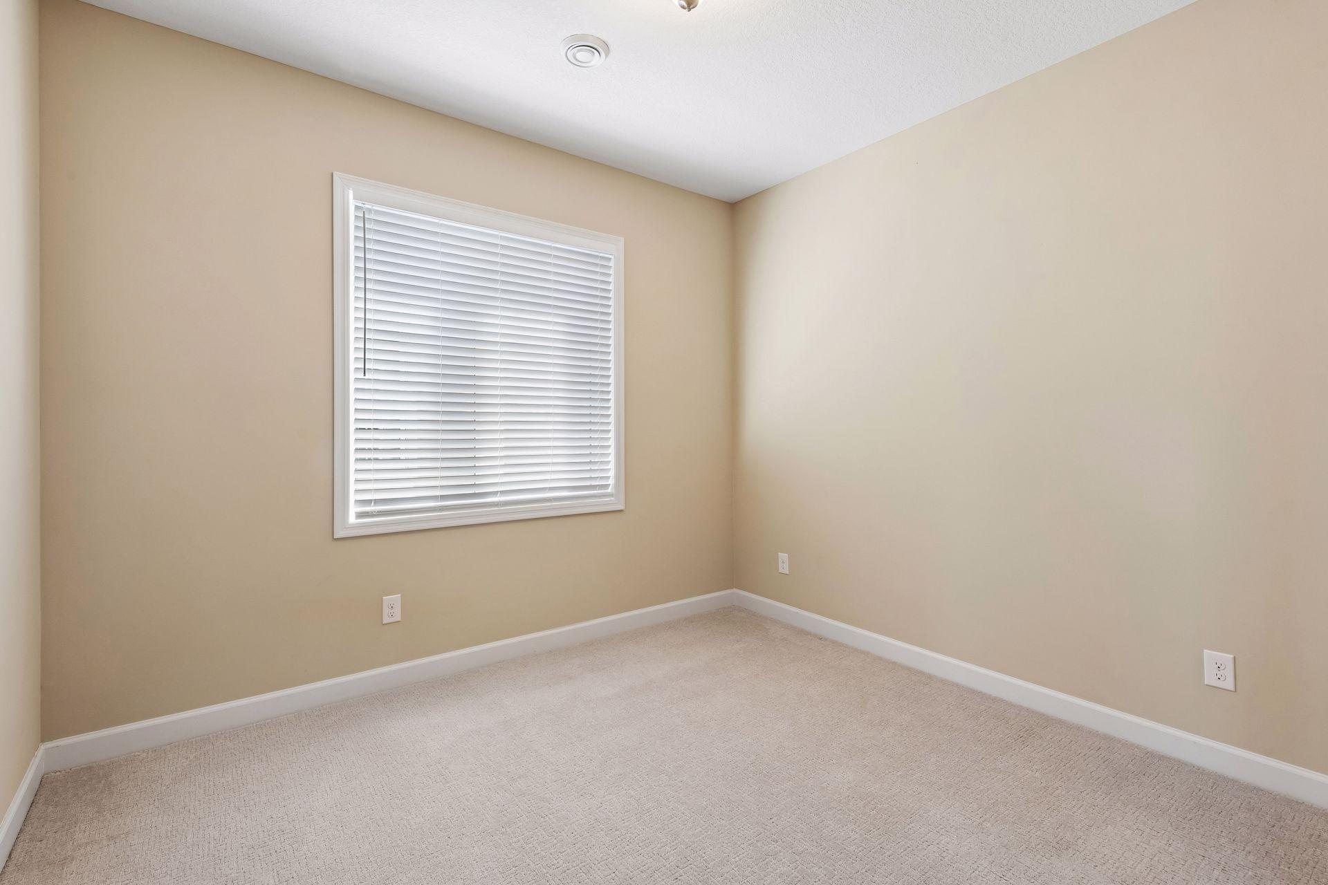 1055 Roselyn Drive