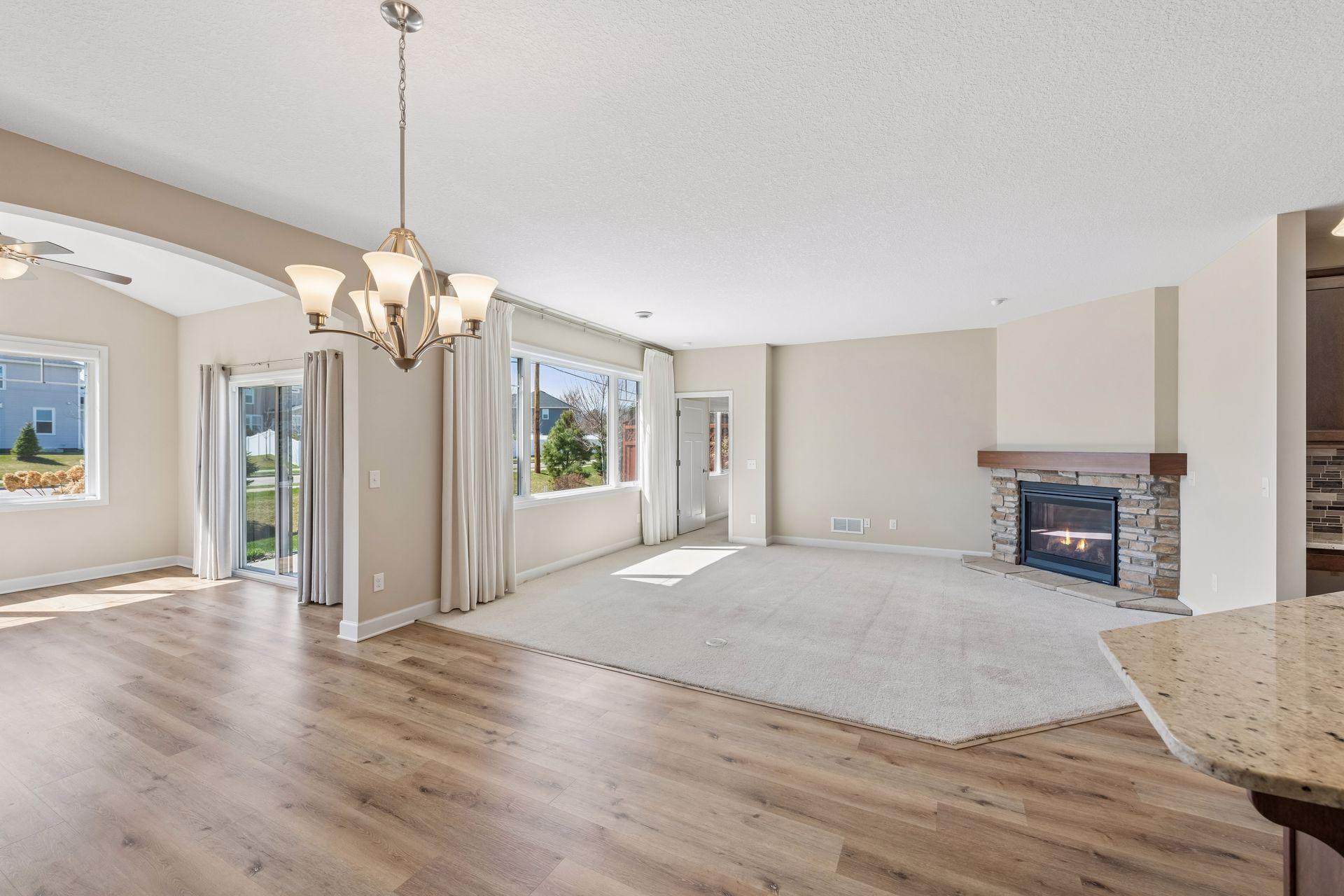 1055 Roselyn Drive