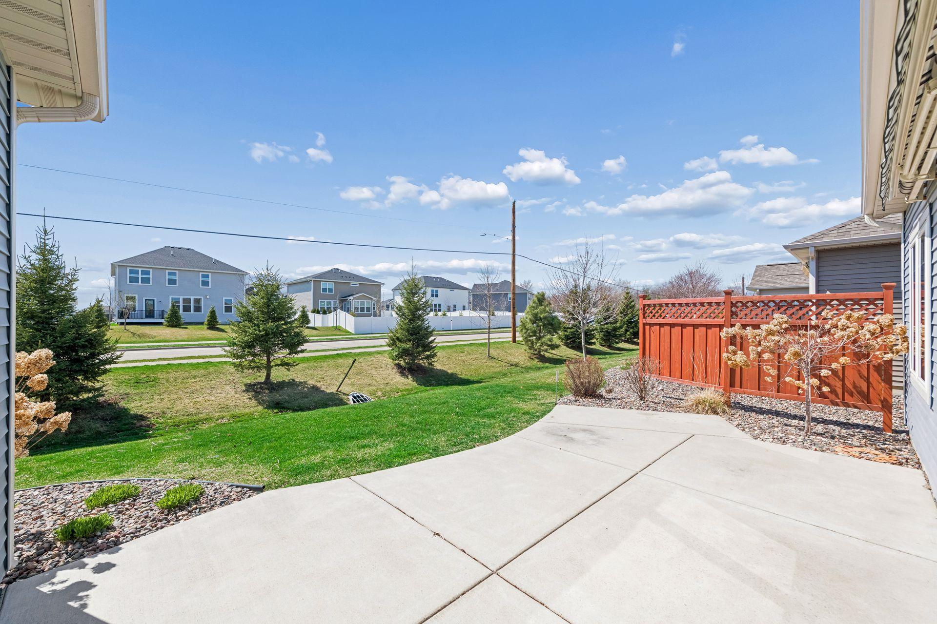 1055 Roselyn Drive