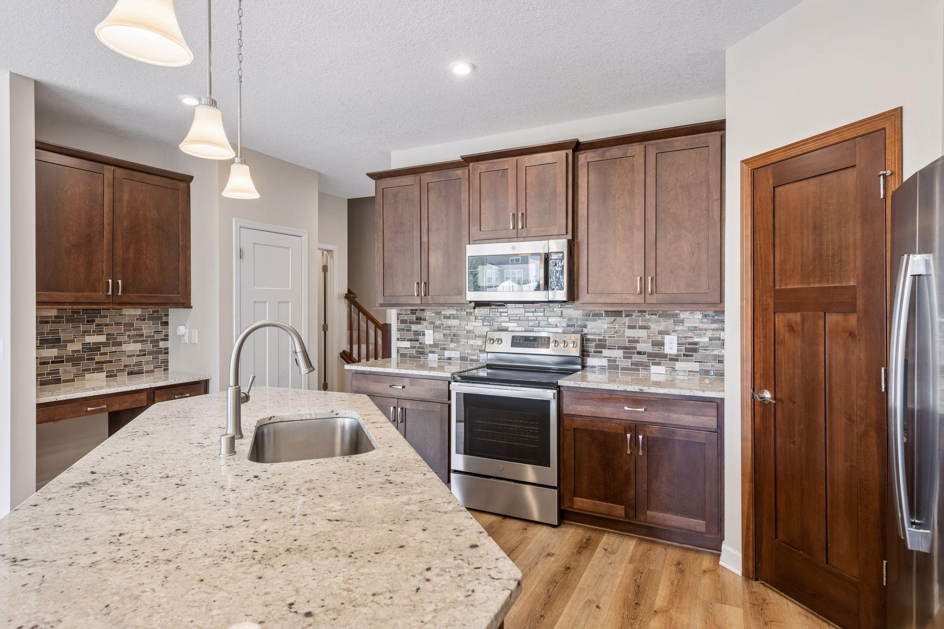 1055 Roselyn Drive