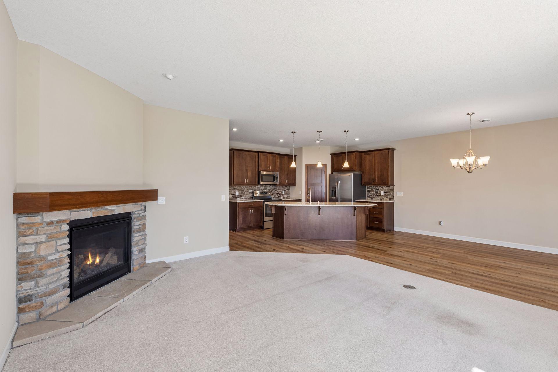1055 Roselyn Drive