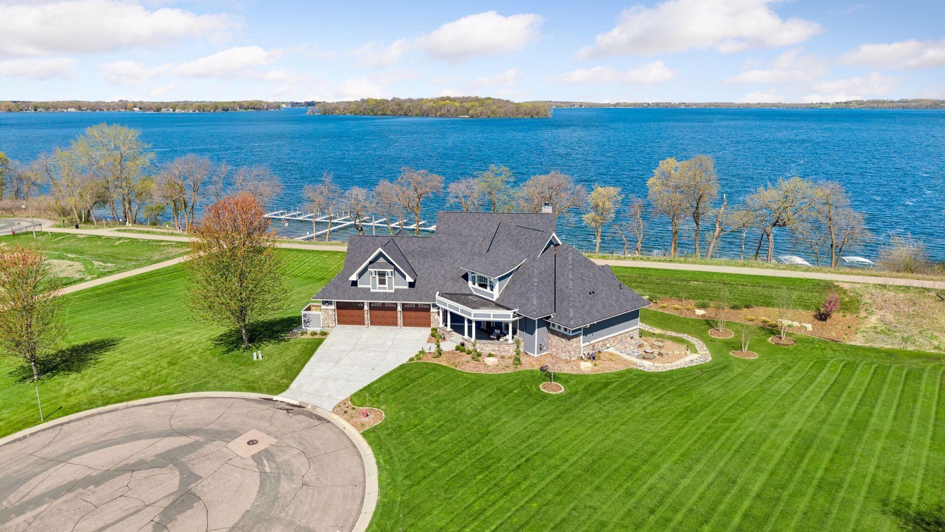 854 Beach Road