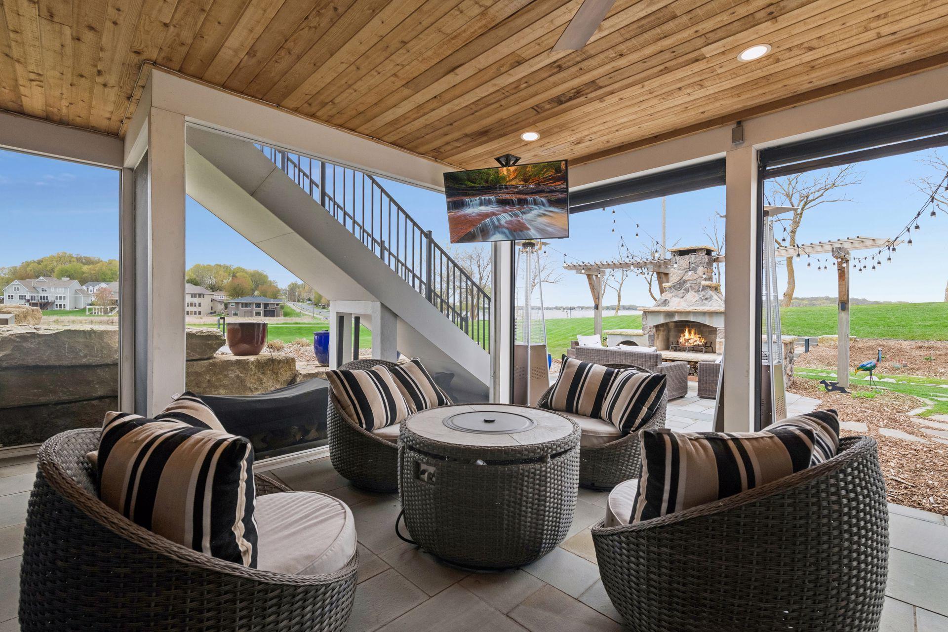 854 Beach Road