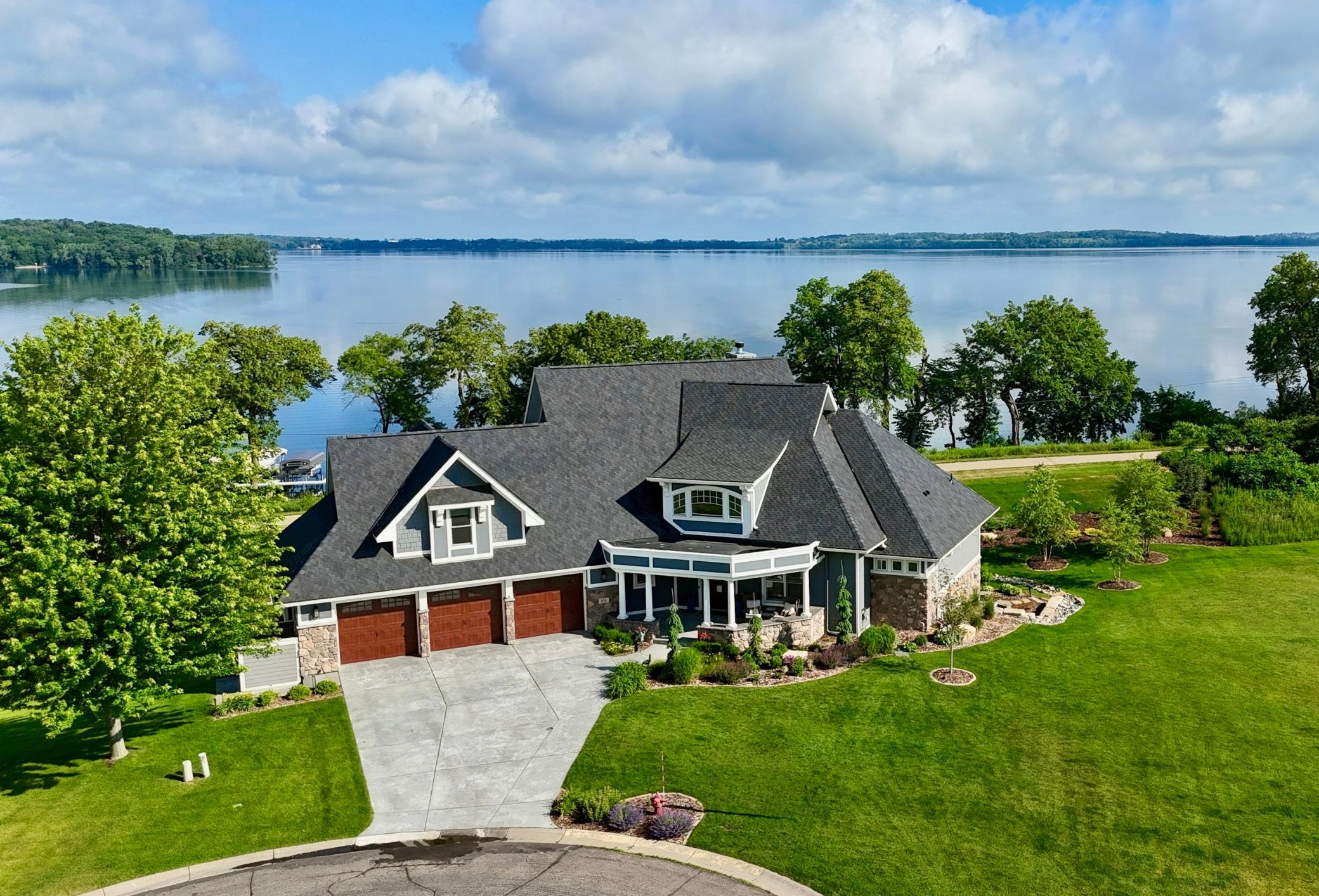 854 Beach Road