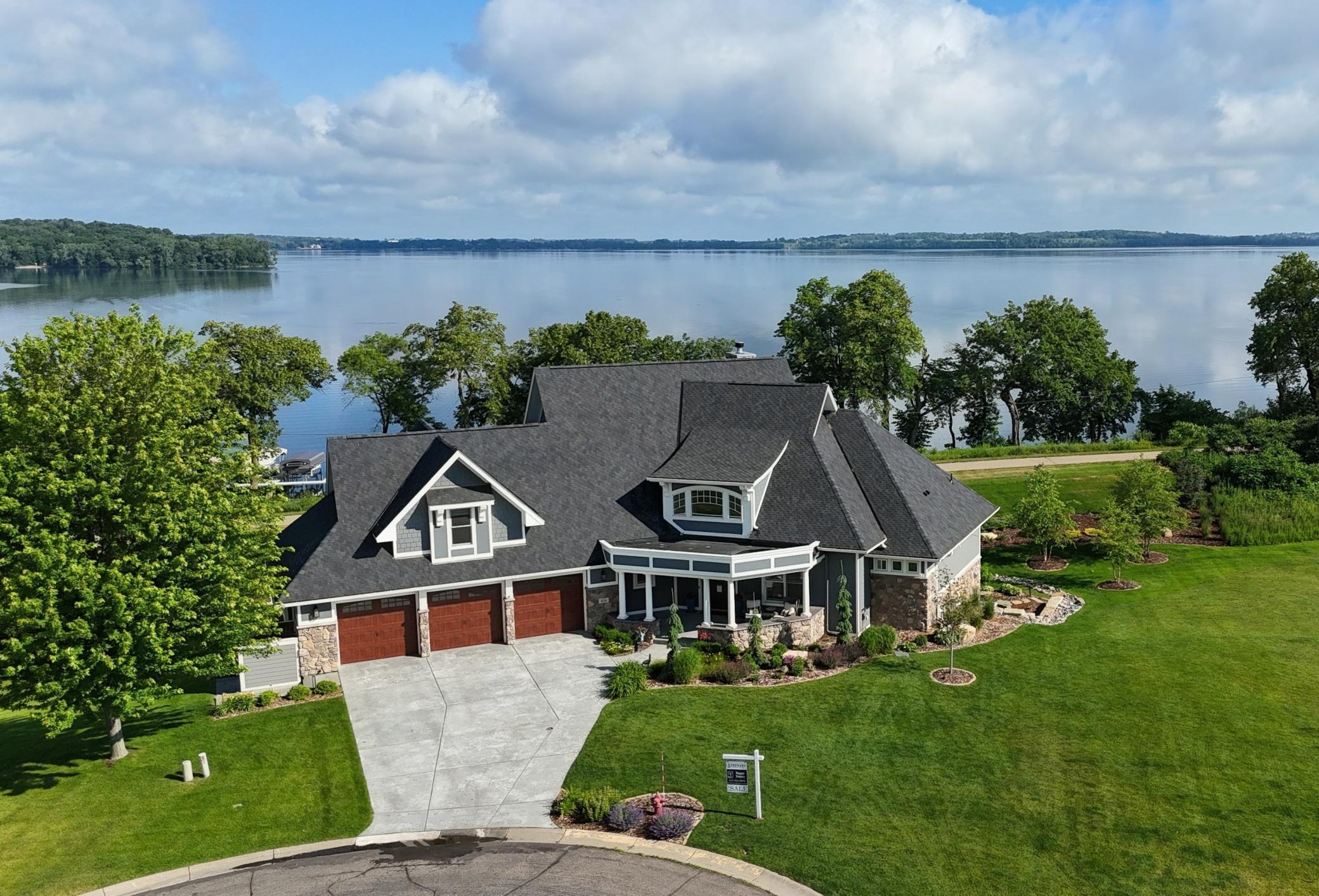 854 Beach Road