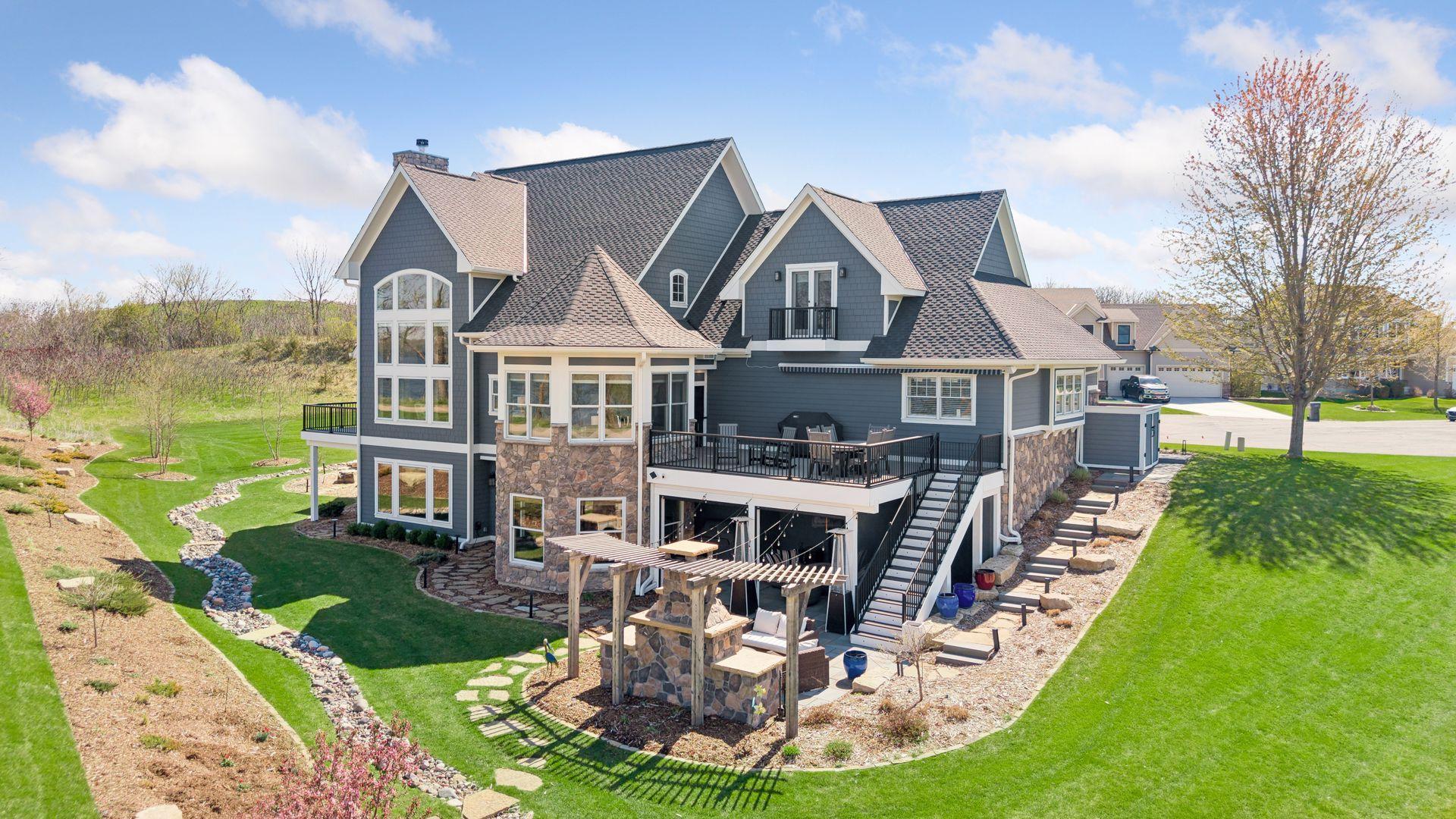 854 Beach Road