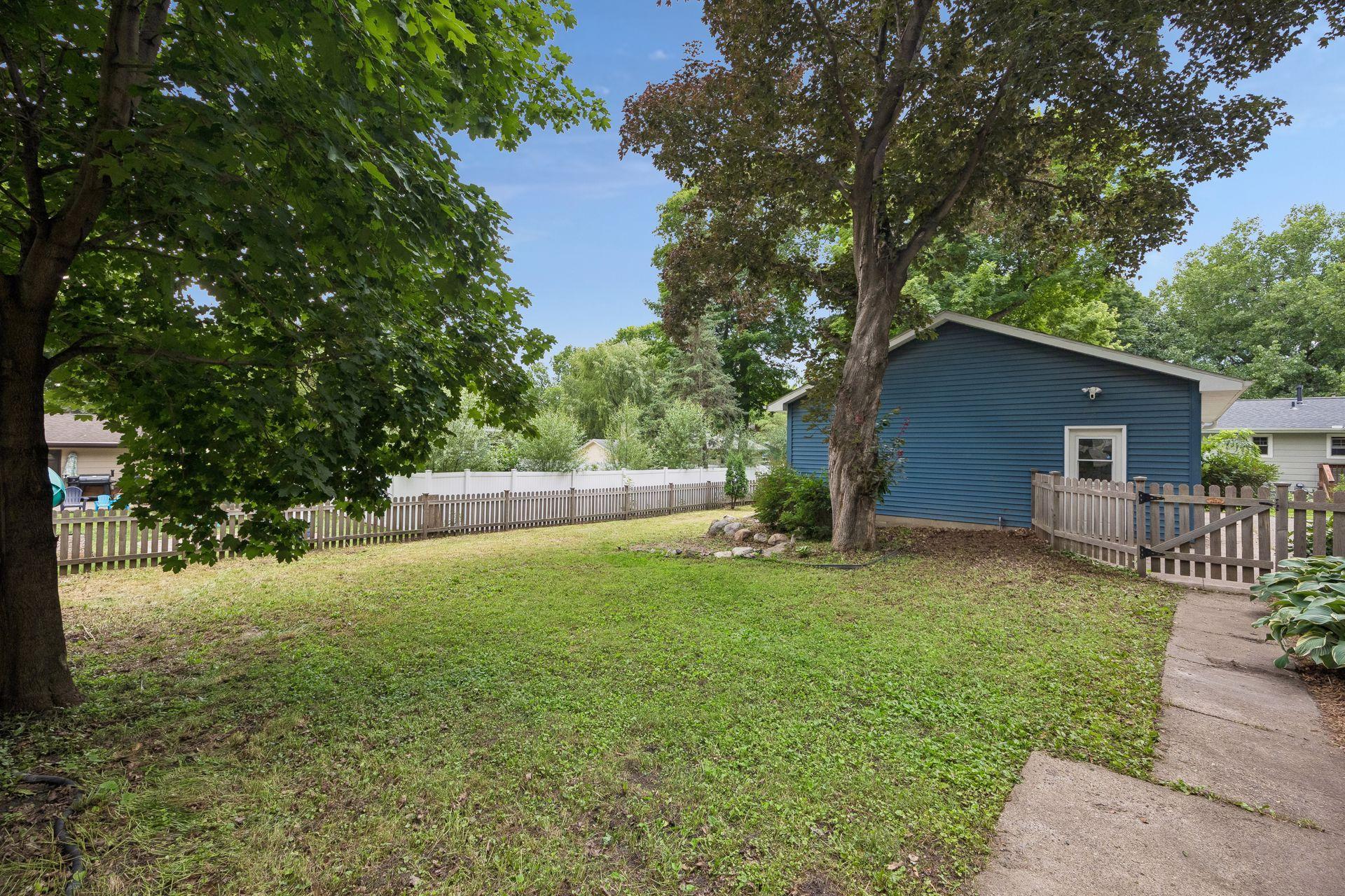 5069 Bartlett Boulevard