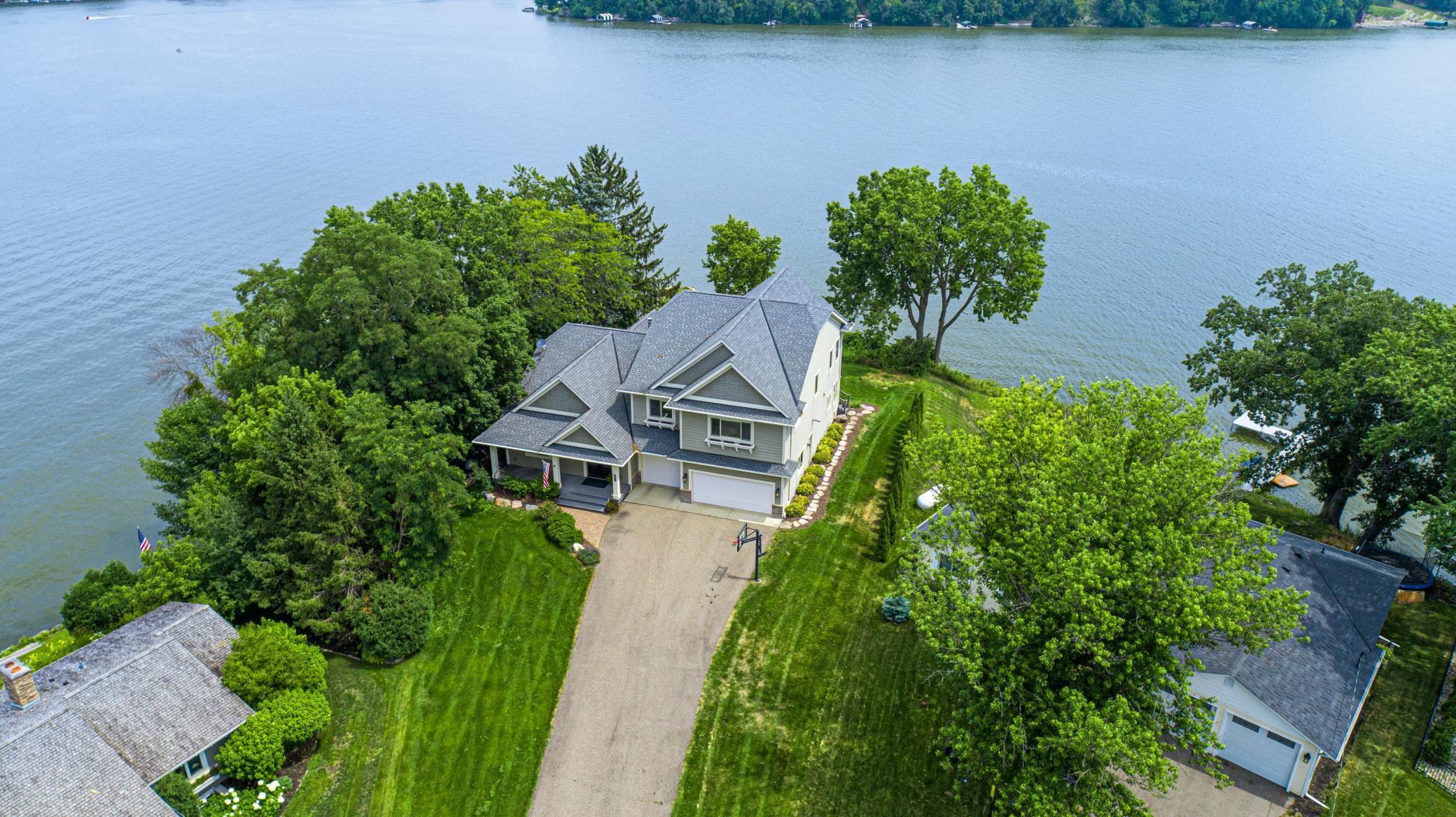 3396 Kings Point Road