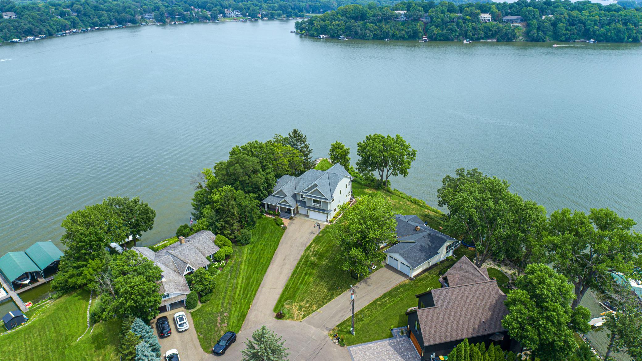 3396 Kings Point Road