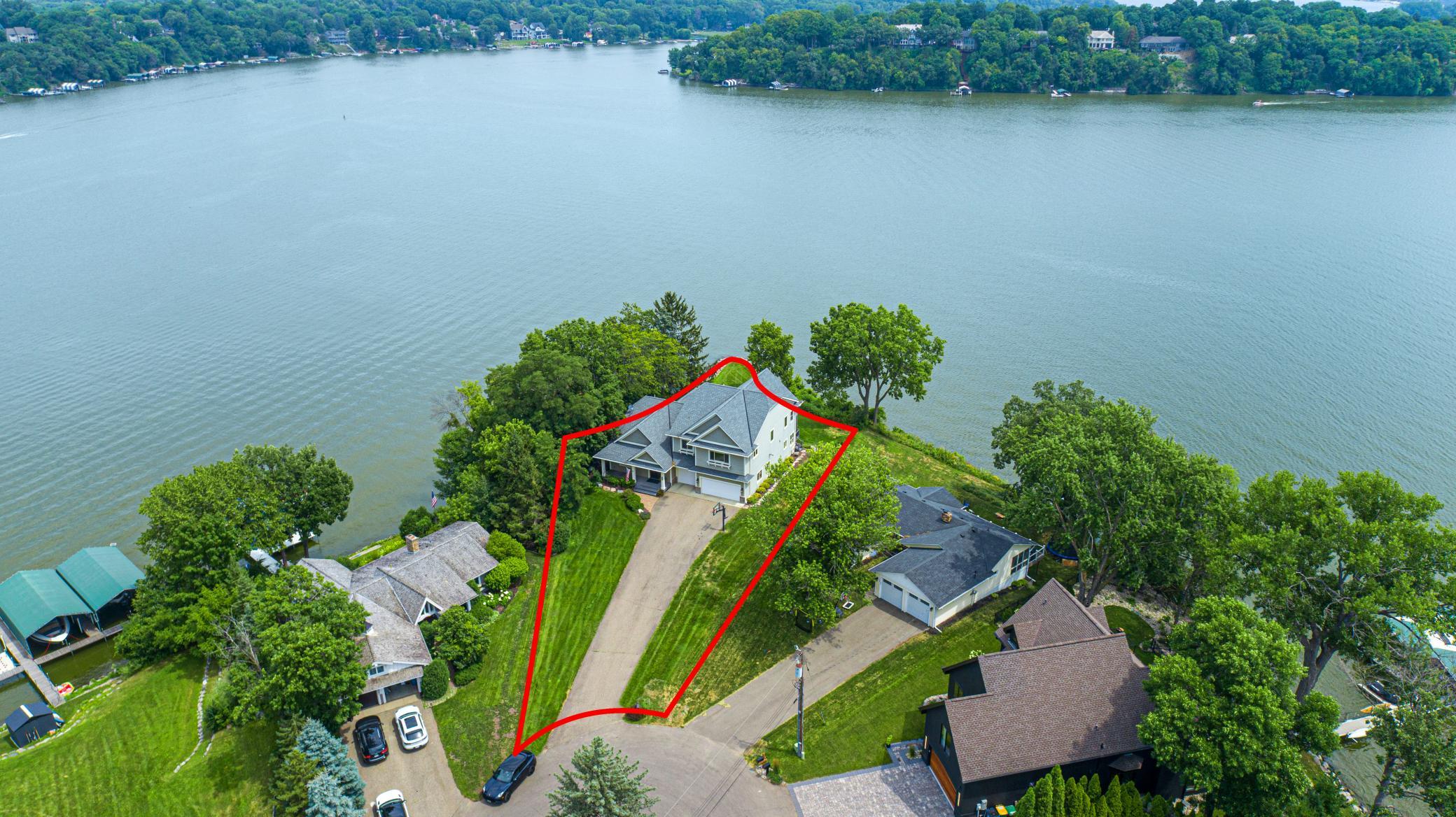 3396 Kings Point Road